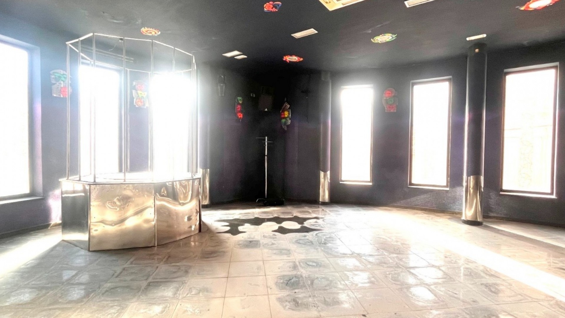 Sale - Commercial -
Torrevieja - Playa del Cura