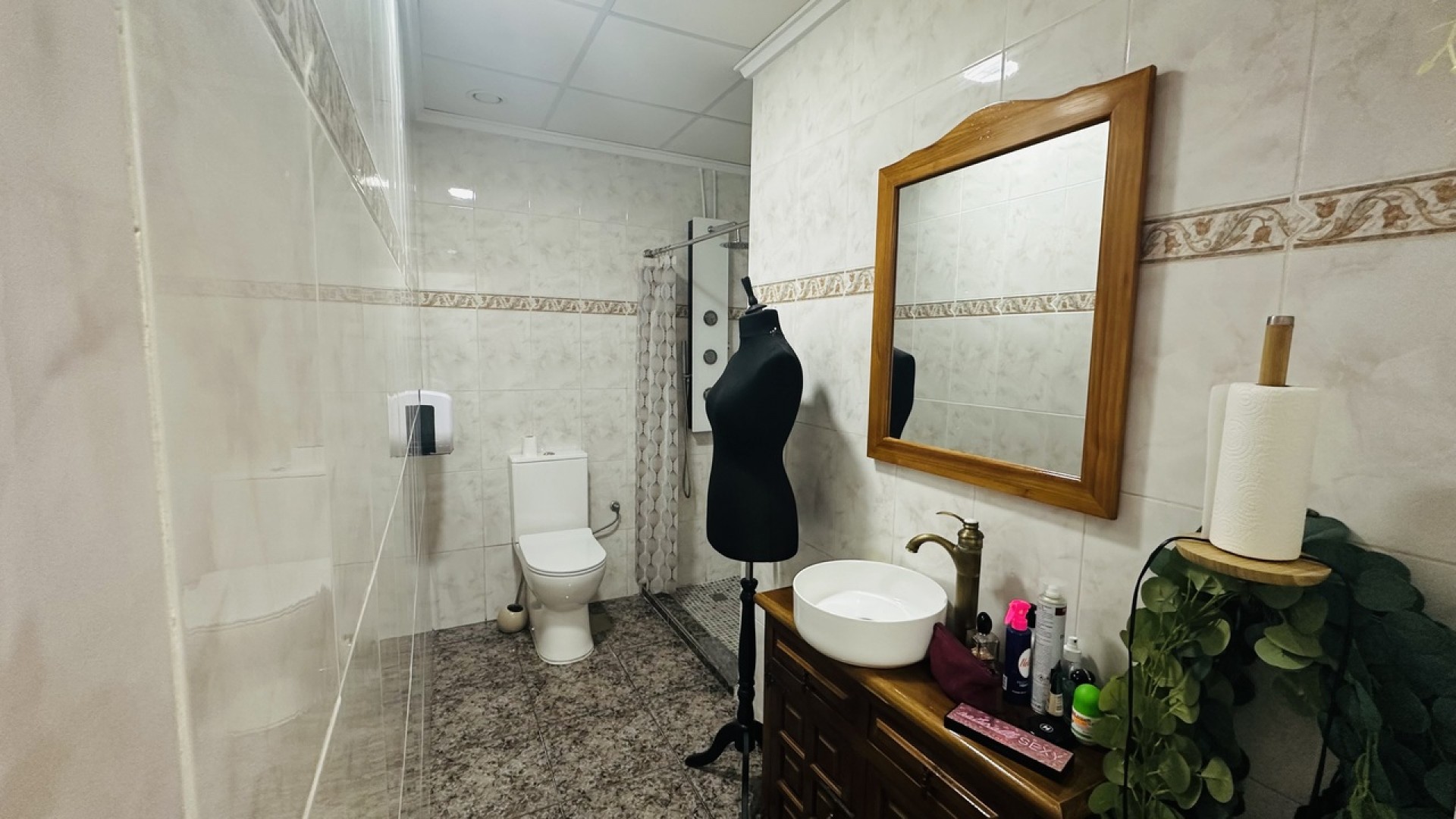 Sale - Commercial -
Torrevieja