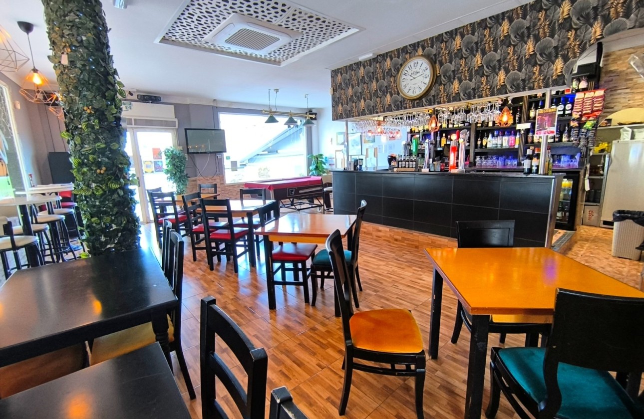 Sale - Commercial -
Villamartín