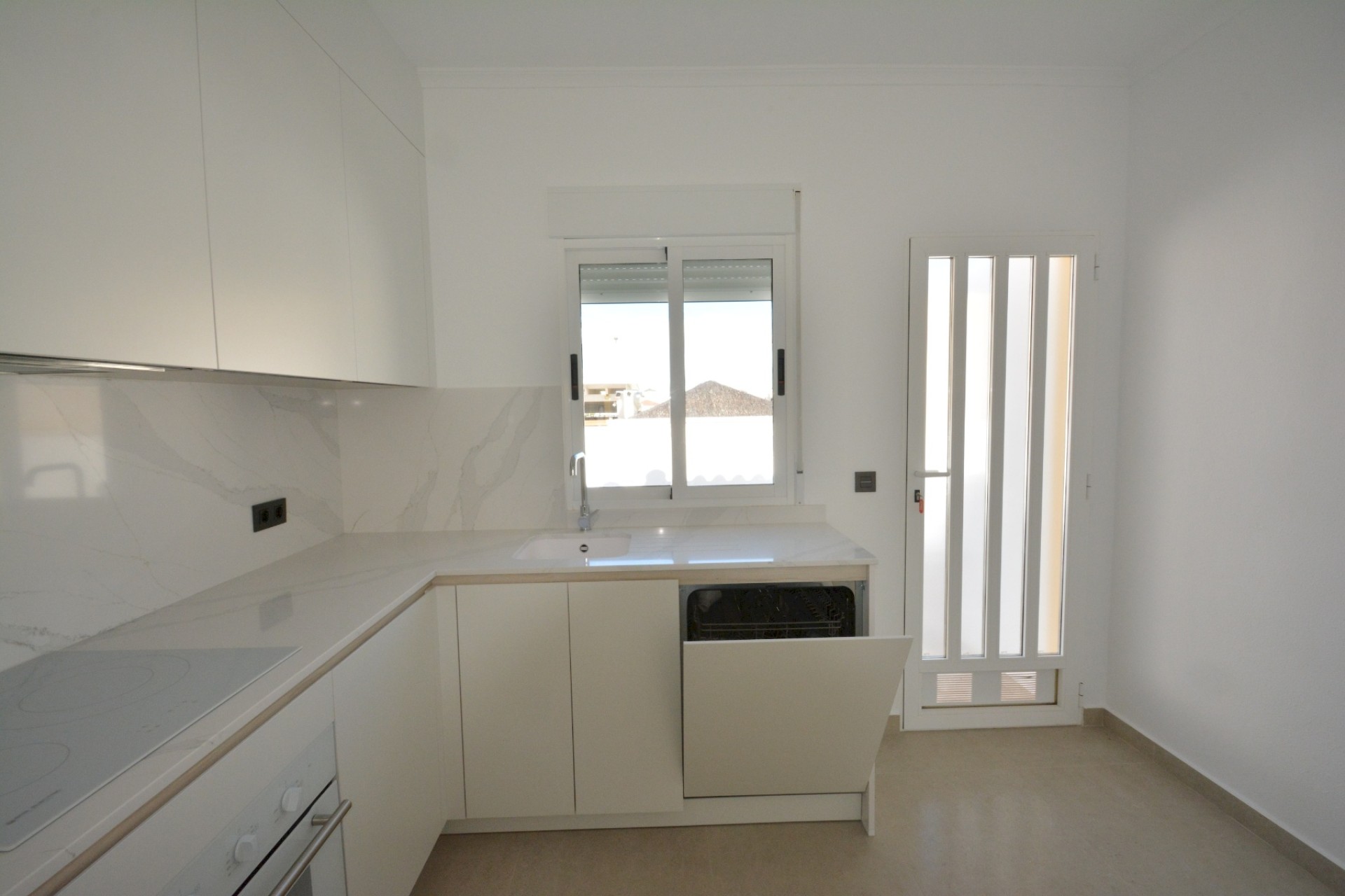 Sale - Detached Villa -
Algorfa - Inland