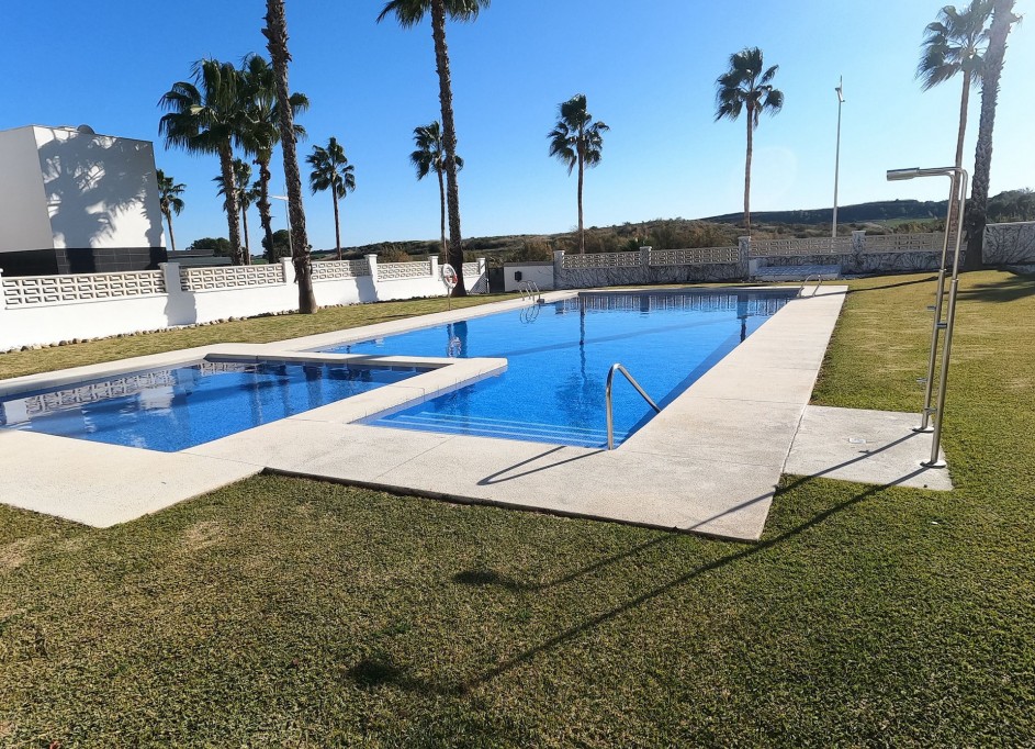 Sale - Detached Villa -
Algorfa - La Finca Golf