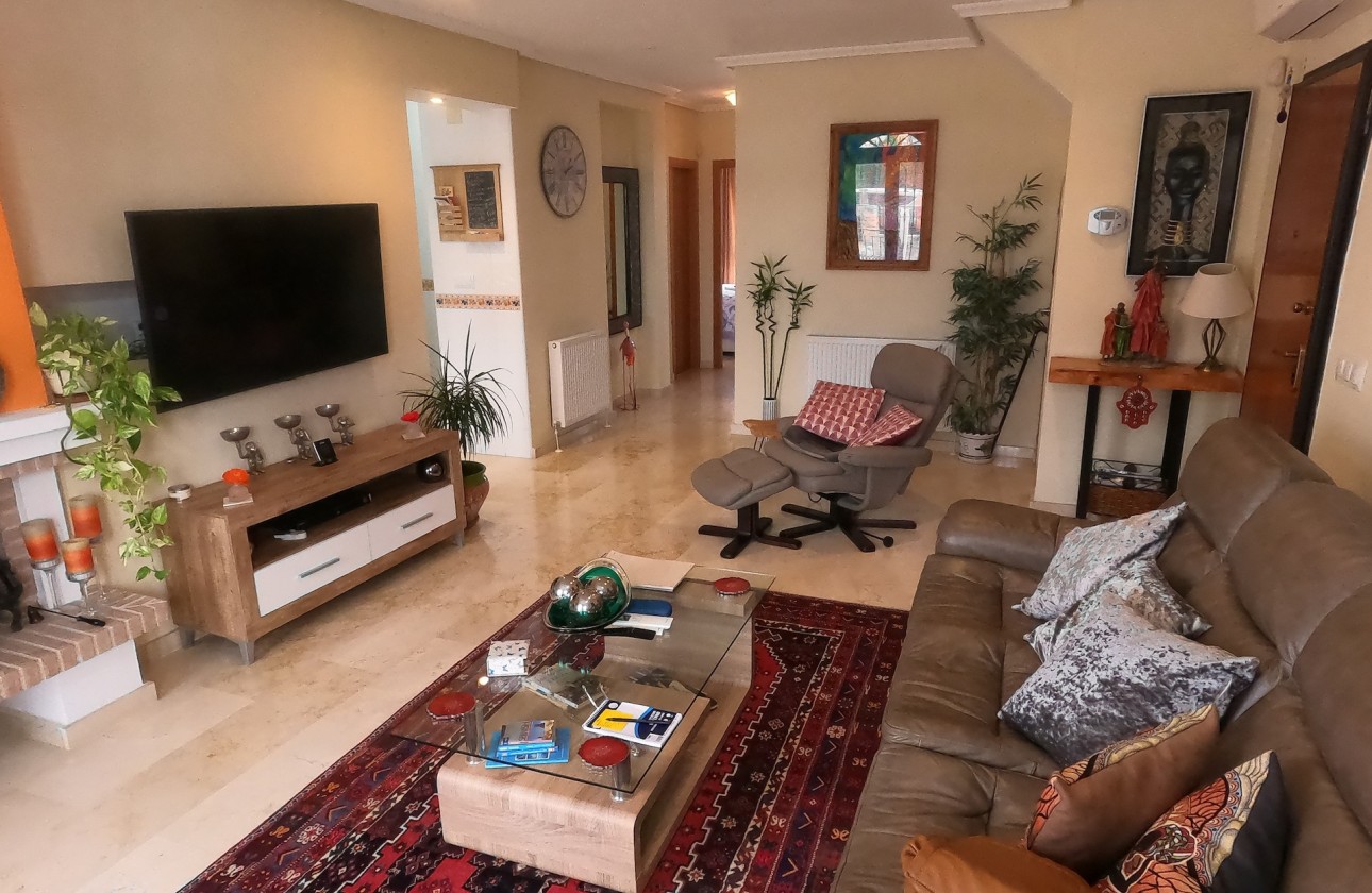 Sale - Detached Villa -
Algorfa - La Finca Golf