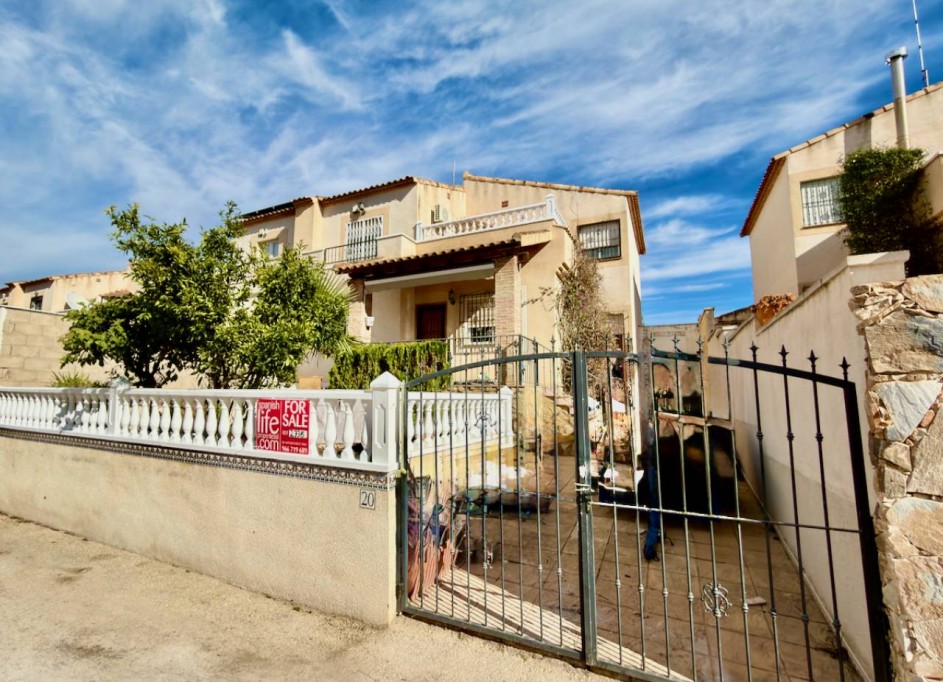 Sale - Detached Villa -
Algorfa - Lo Crispin