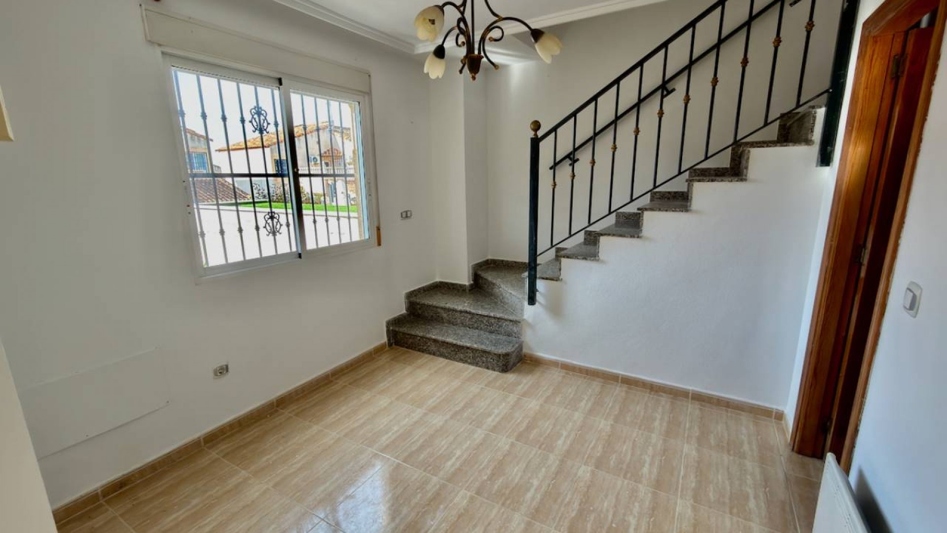 Sale - Detached Villa -
Algorfa - Lo Crispin