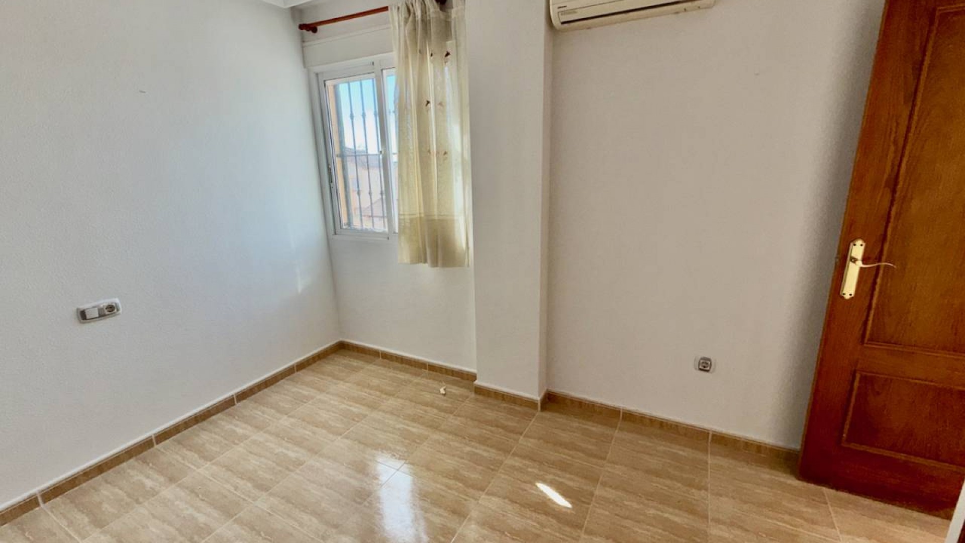 Sale - Detached Villa -
Algorfa - Lo Crispin