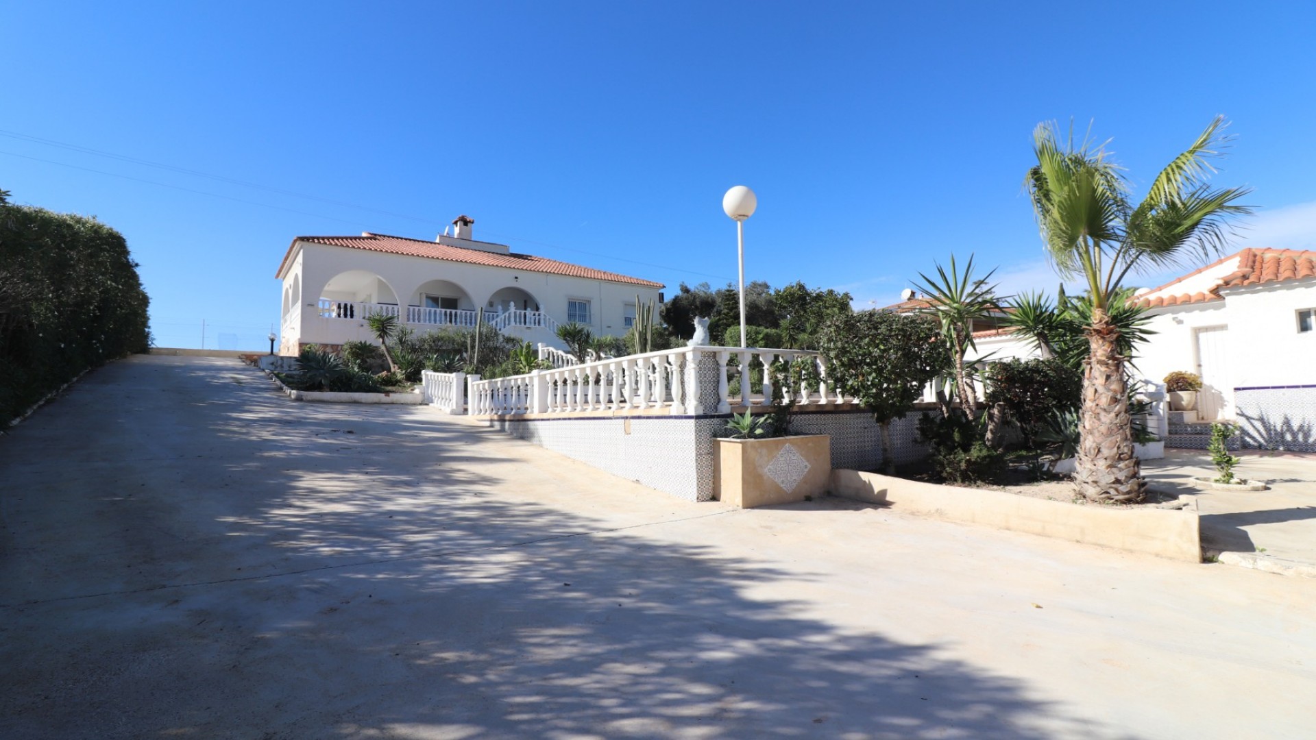 Sale - Detached Villa -
Algorfa - Lomas de La Juliana