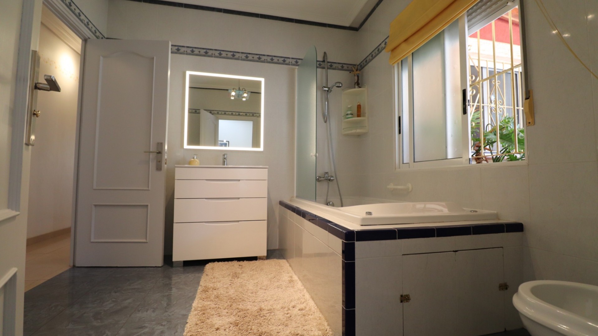 Sale - Detached Villa -
Algorfa - Lomas de La Juliana