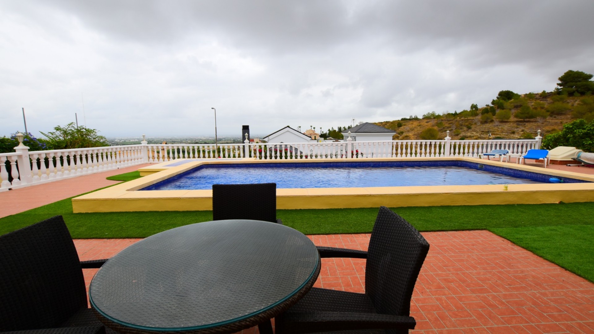 Sale - Detached Villa -
Algorfa - Montemar