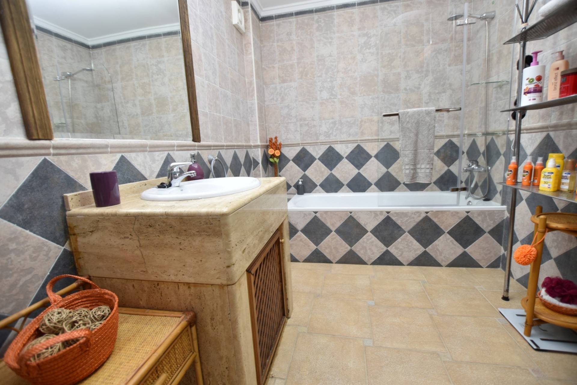 Sale - Detached Villa -
Algorfa - Montemar