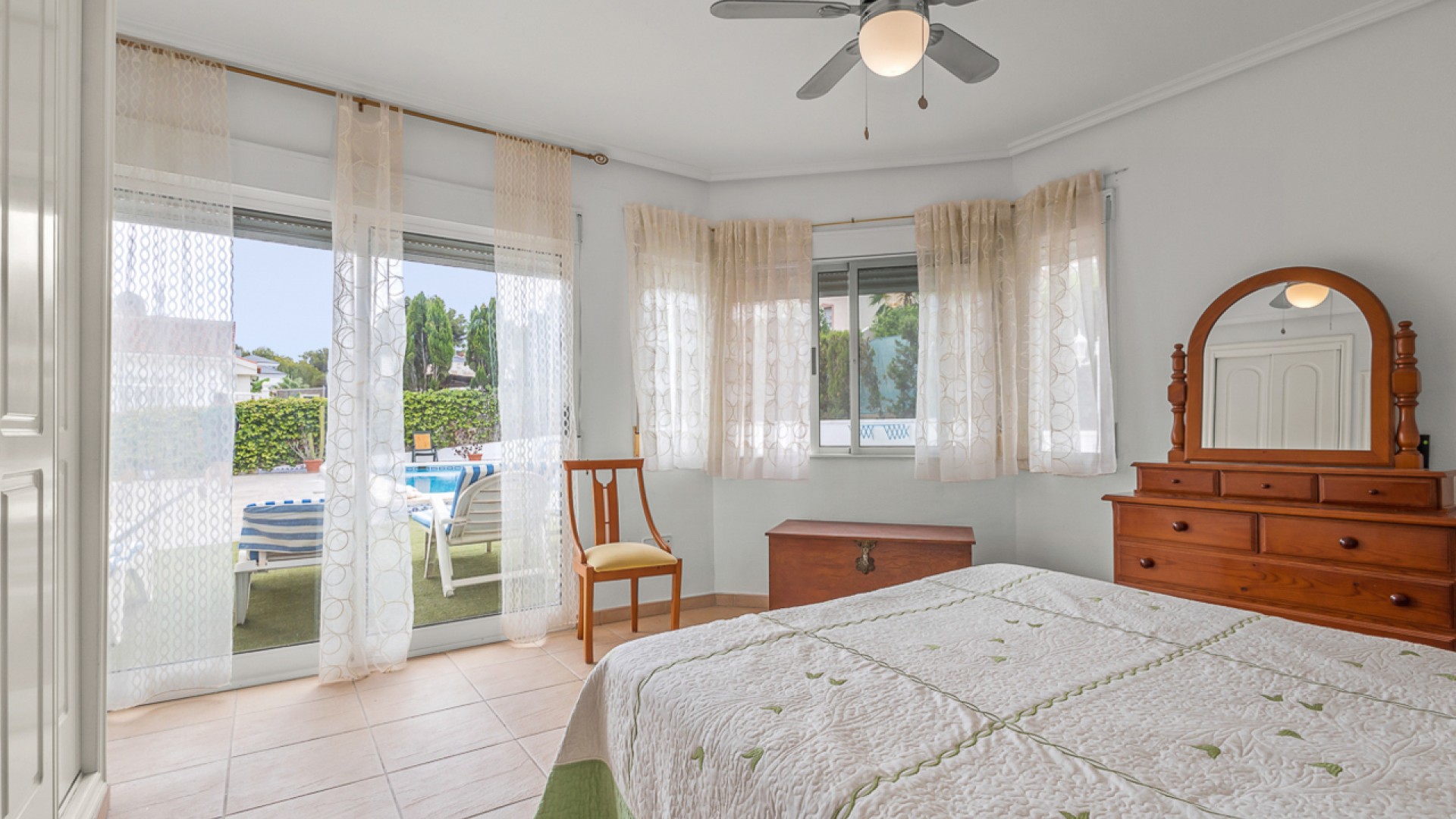 Sale - Detached Villa -
Algorfa