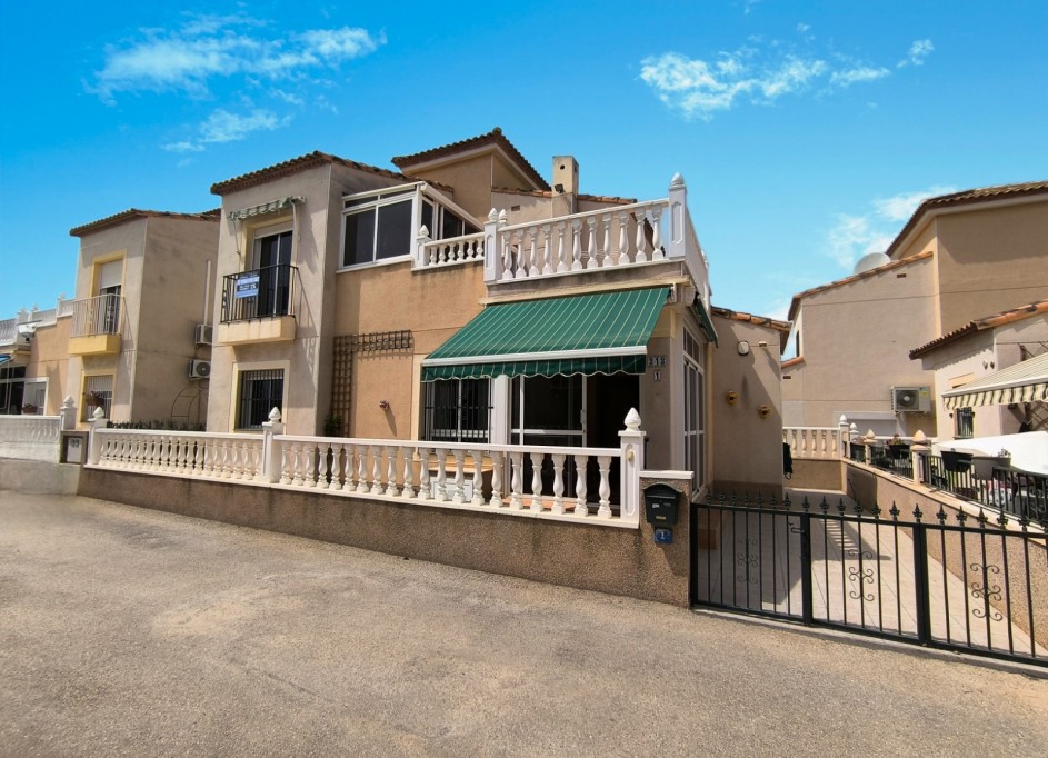 Sale - Detached Villa -
Algorfa