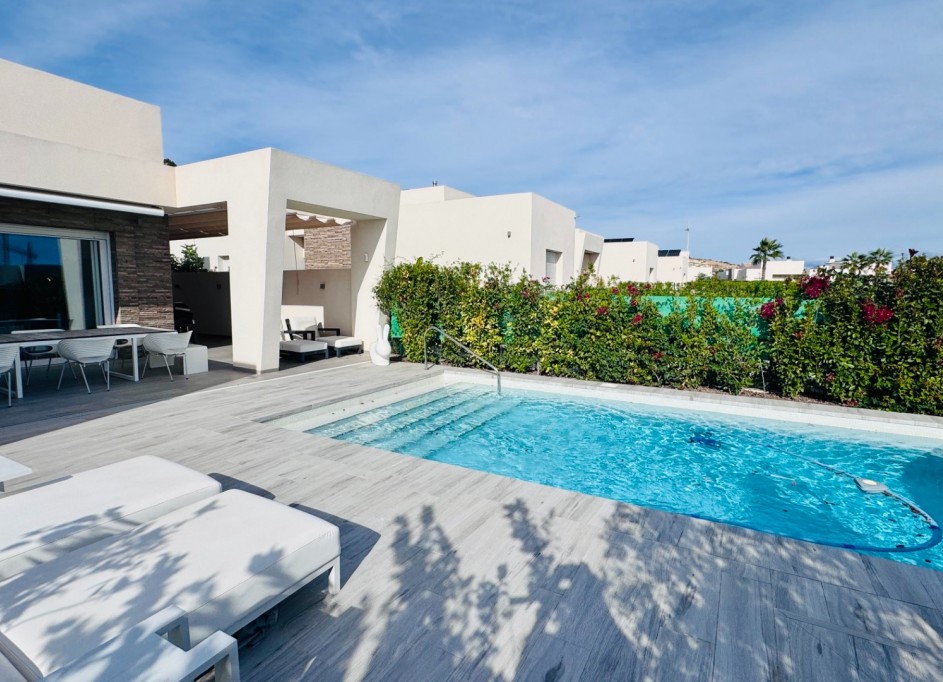 Sale - Detached Villa -
Algorfa