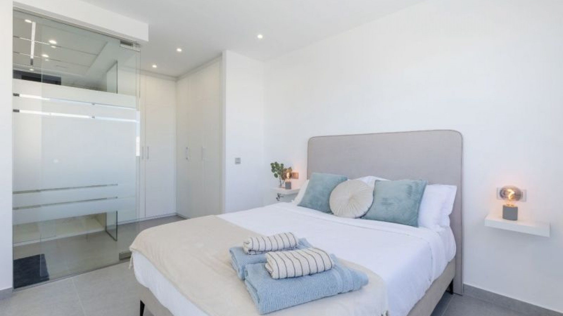 Sale - Detached Villa -
Algorfa