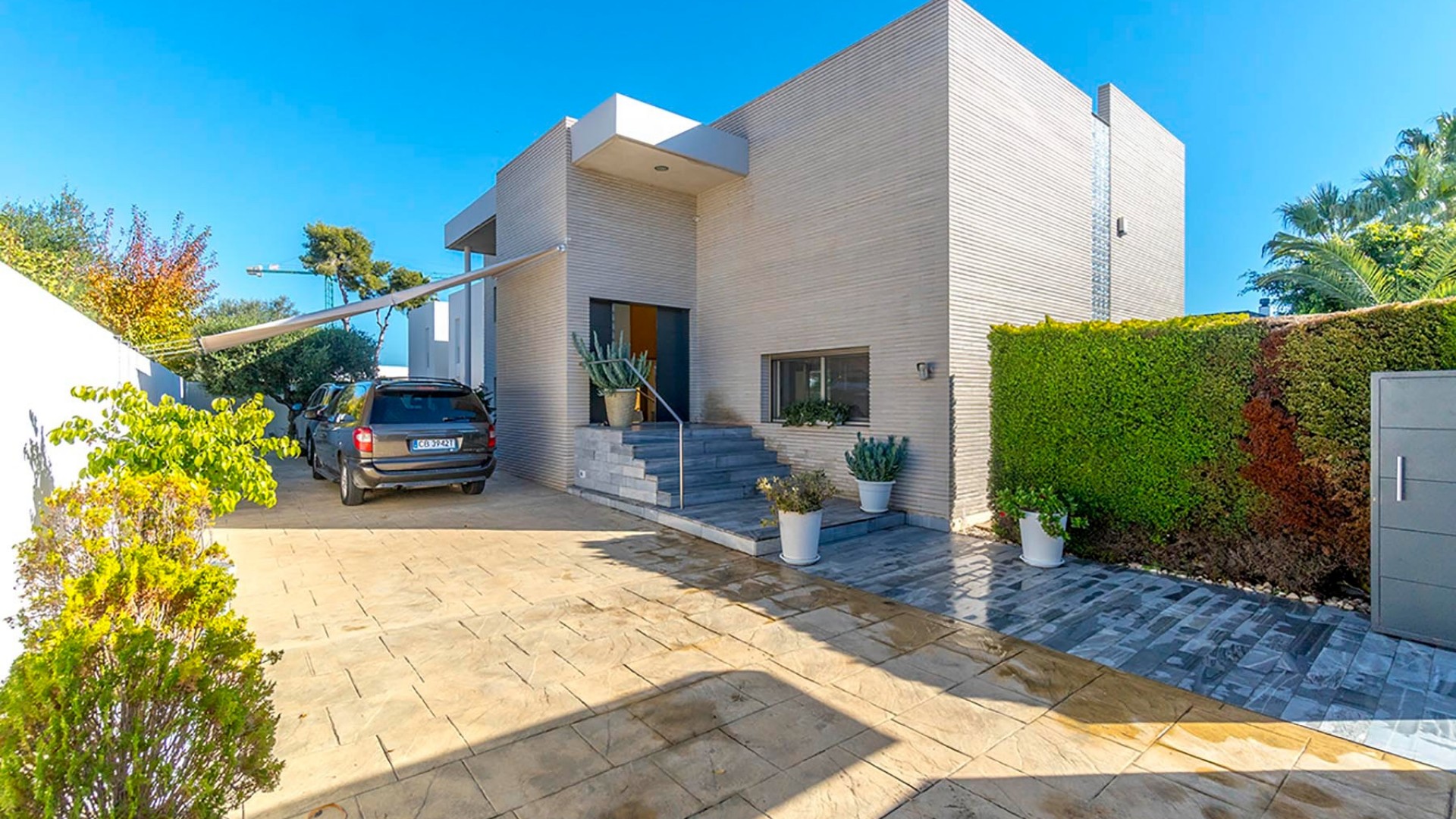 Sale - Detached Villa -
Alicante - Campoamor