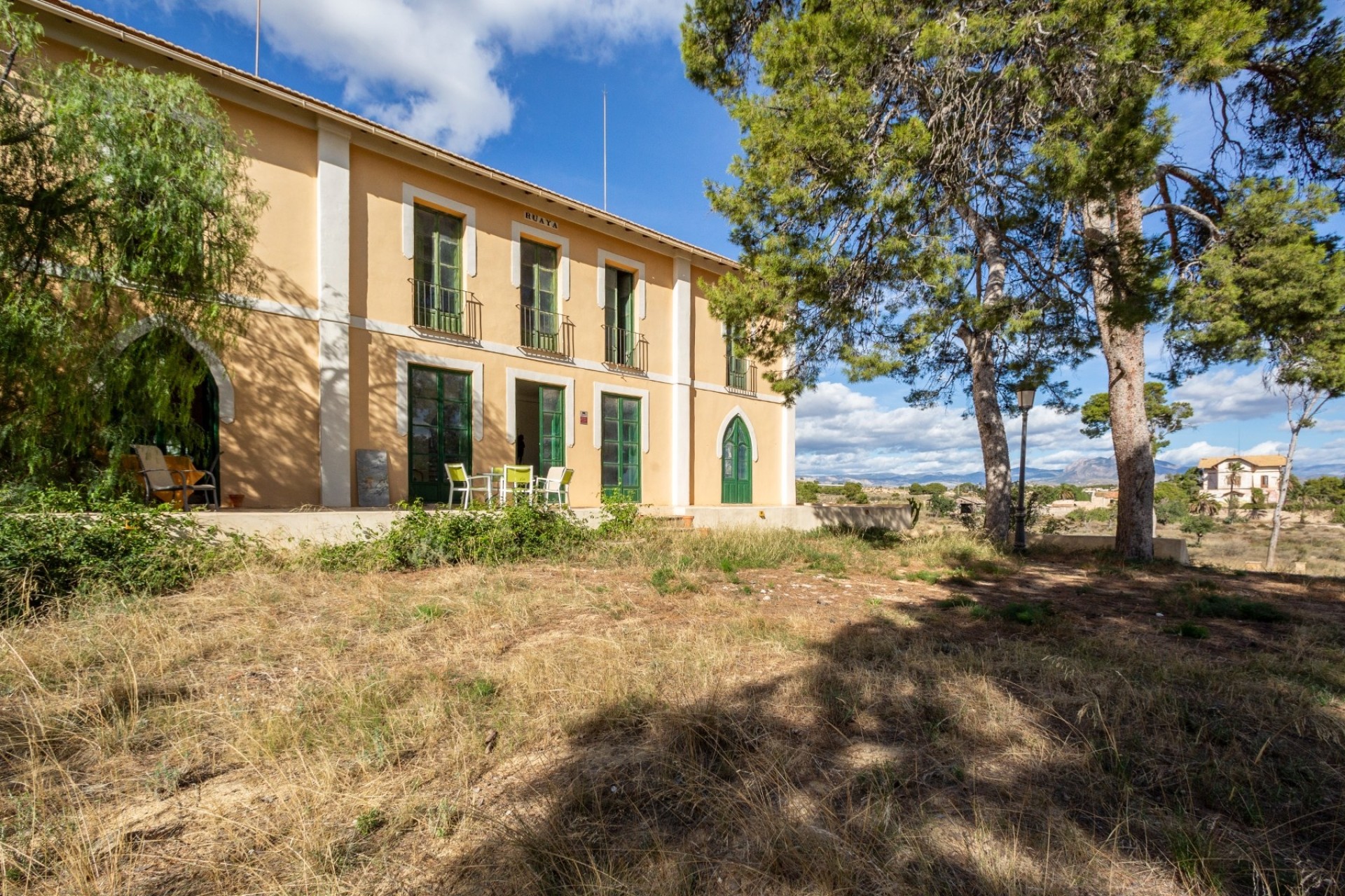 Sale - Detached Villa -
Alicante - Costa Blanca