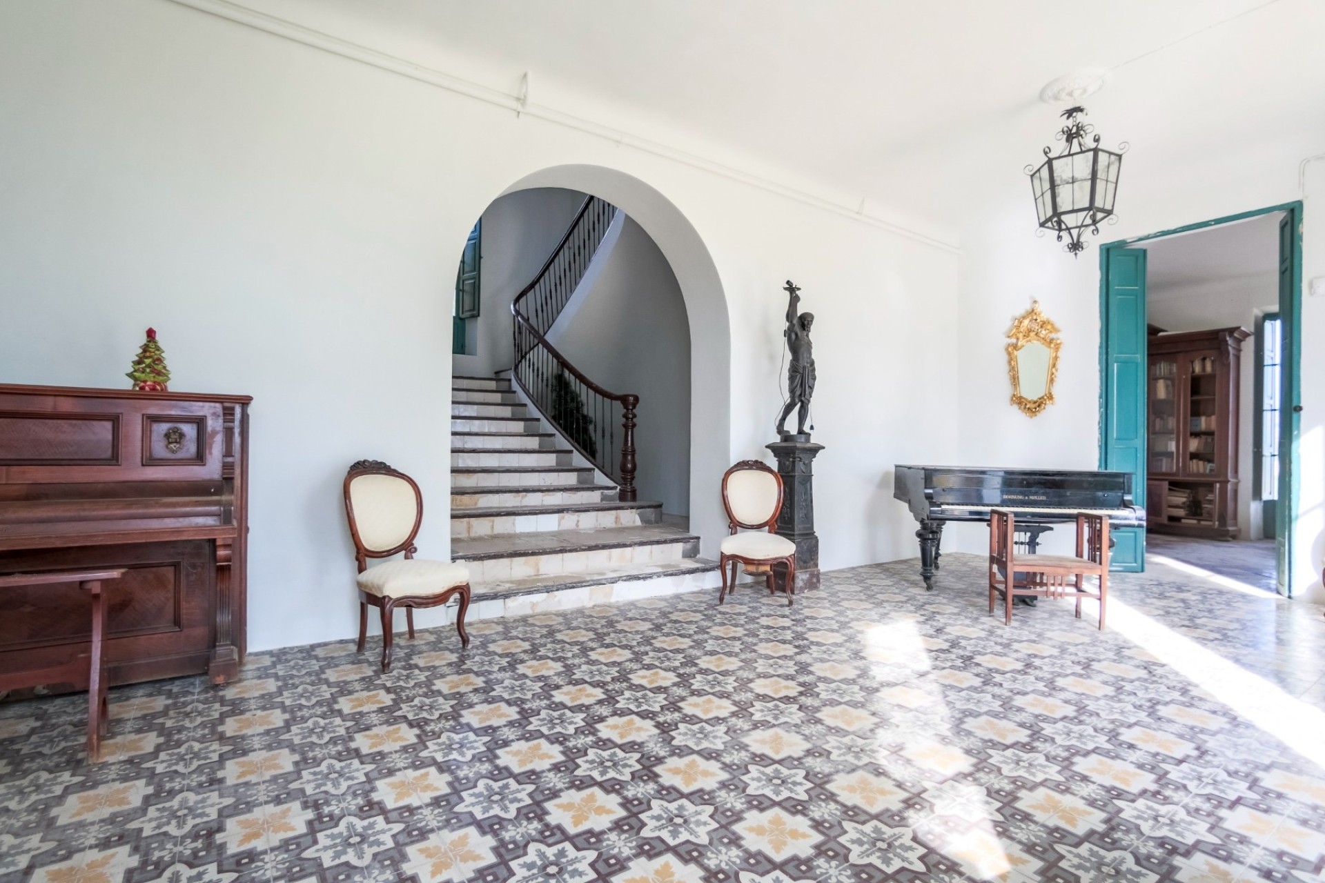 Sale - Detached Villa -
Alicante - Costa Blanca