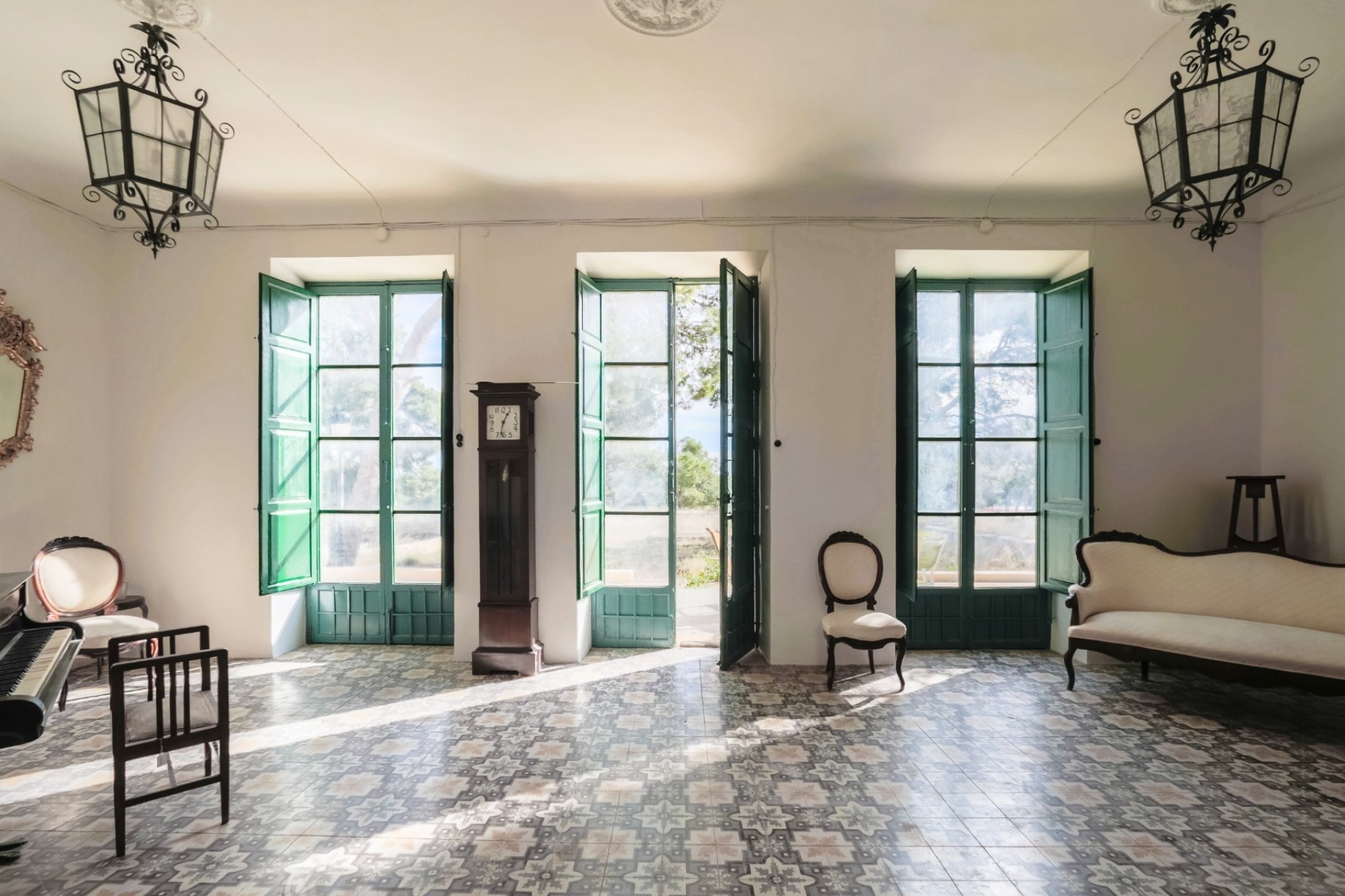 Sale - Detached Villa -
Alicante - Costa Blanca