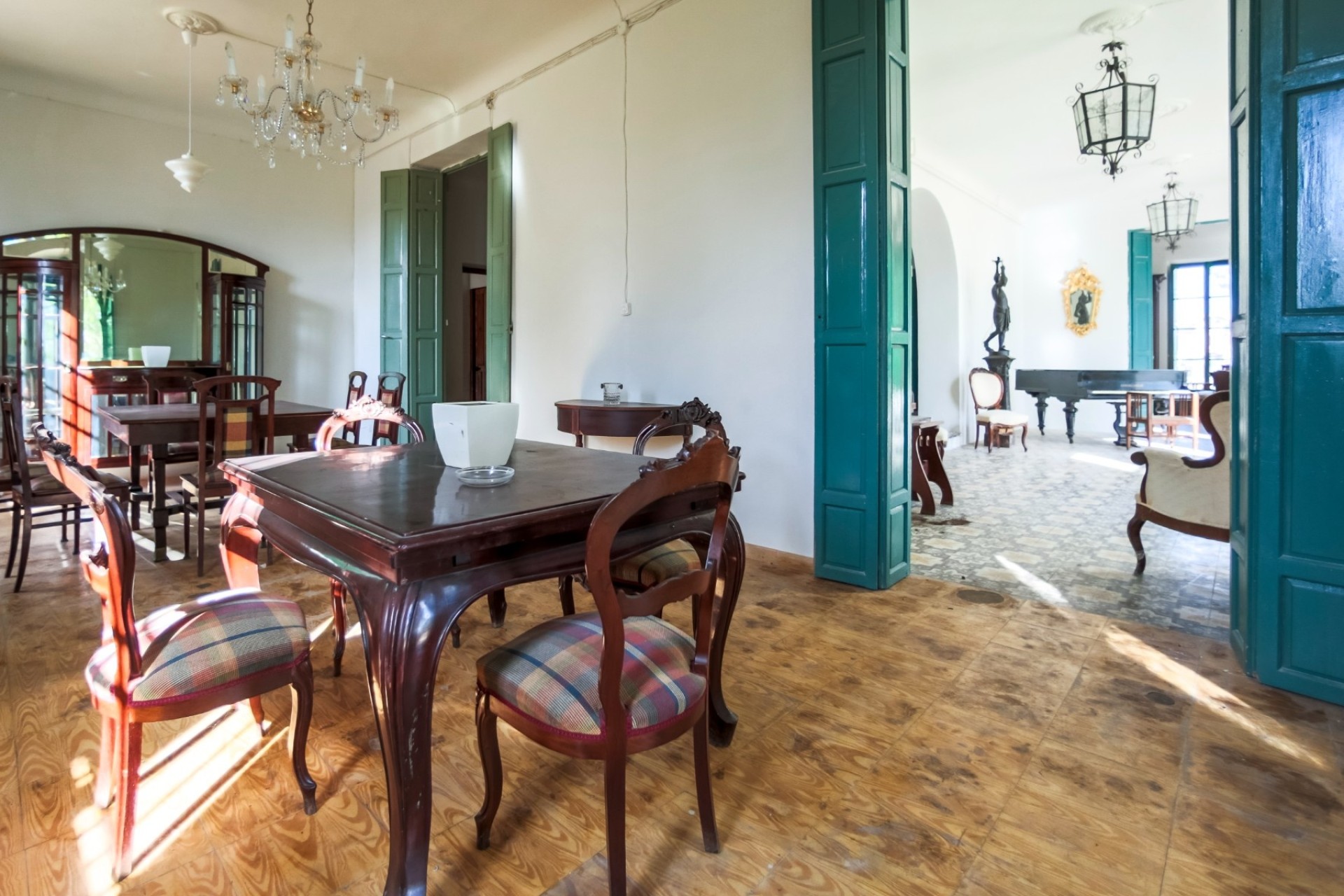 Sale - Detached Villa -
Alicante - Costa Blanca