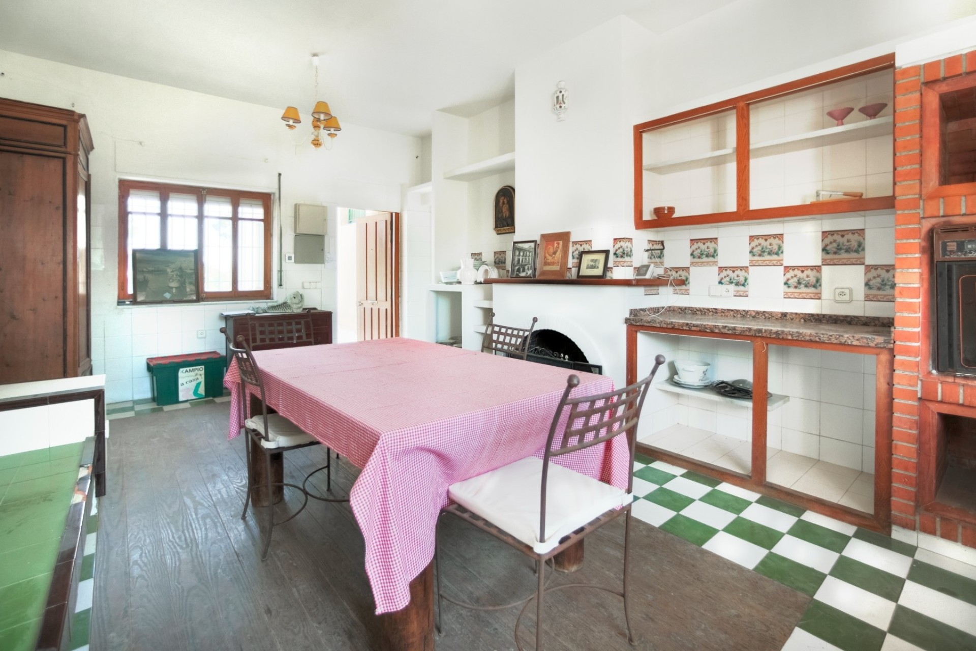Sale - Detached Villa -
Alicante - Costa Blanca