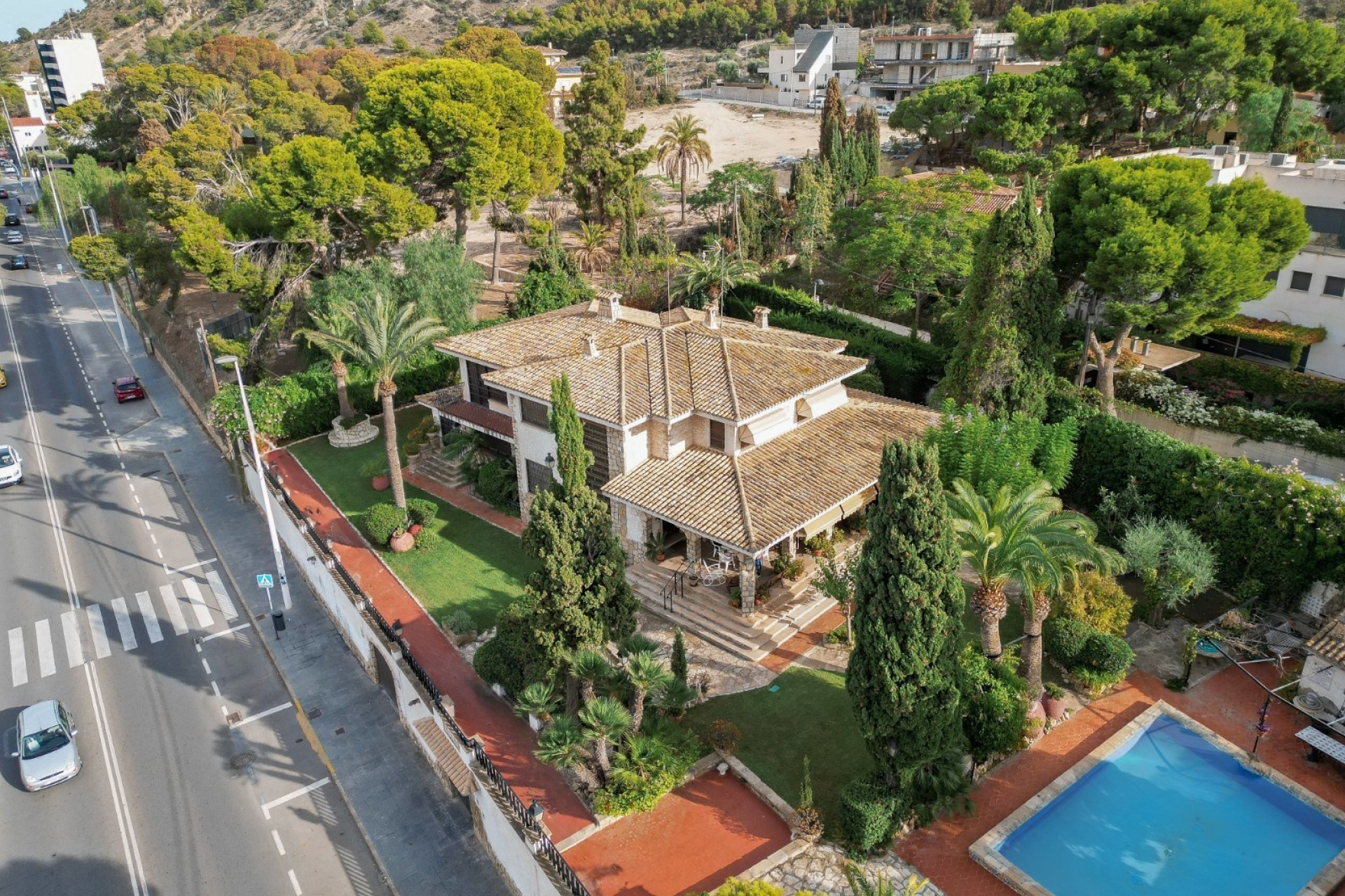 Sale - Detached Villa -
Alicante - Costa Blanca