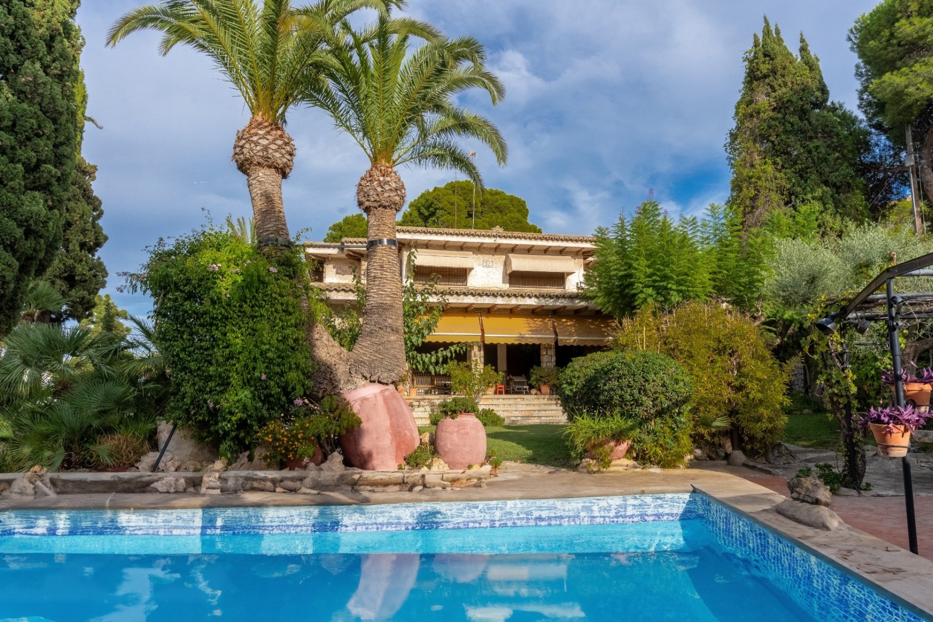 Sale - Detached Villa -
Alicante - Costa Blanca
