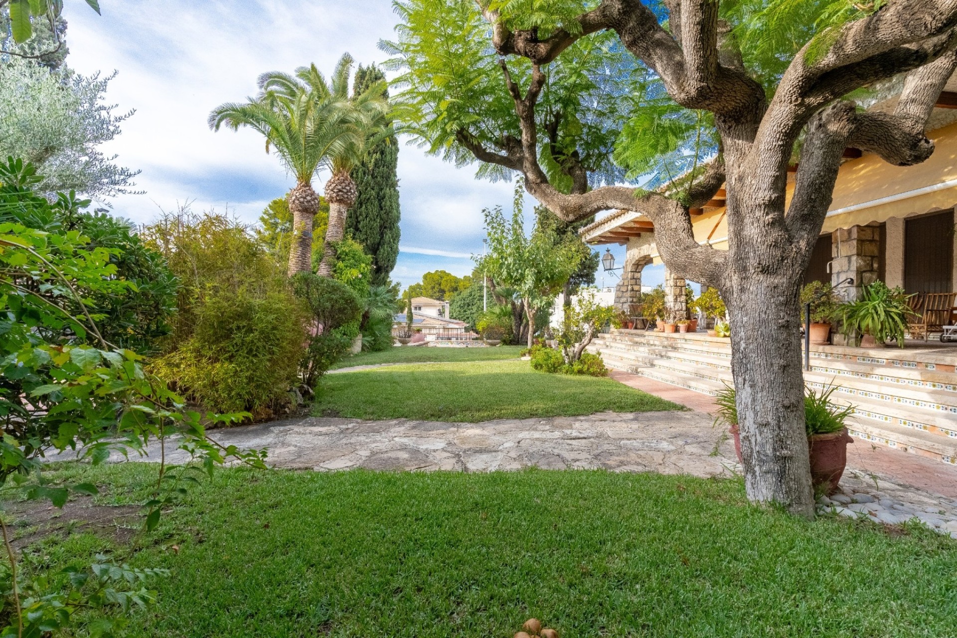 Sale - Detached Villa -
Alicante - Costa Blanca