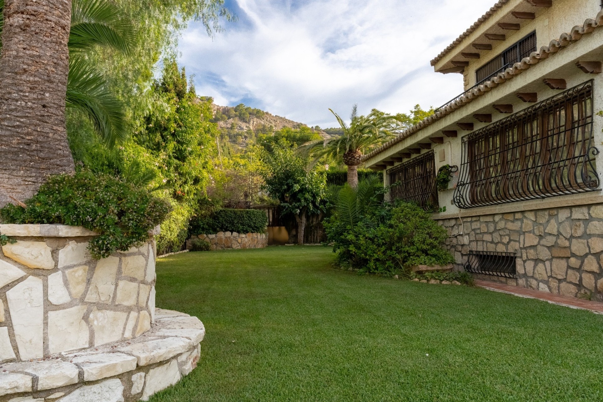 Sale - Detached Villa -
Alicante - Costa Blanca