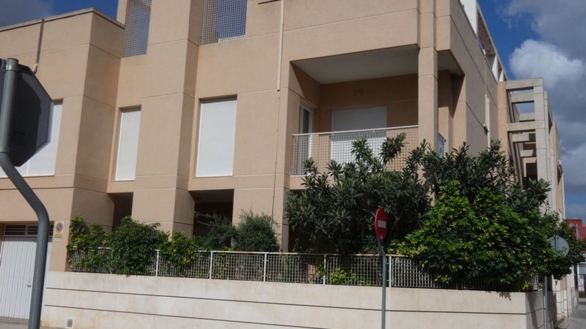 Sale - Detached Villa -
Almoradí