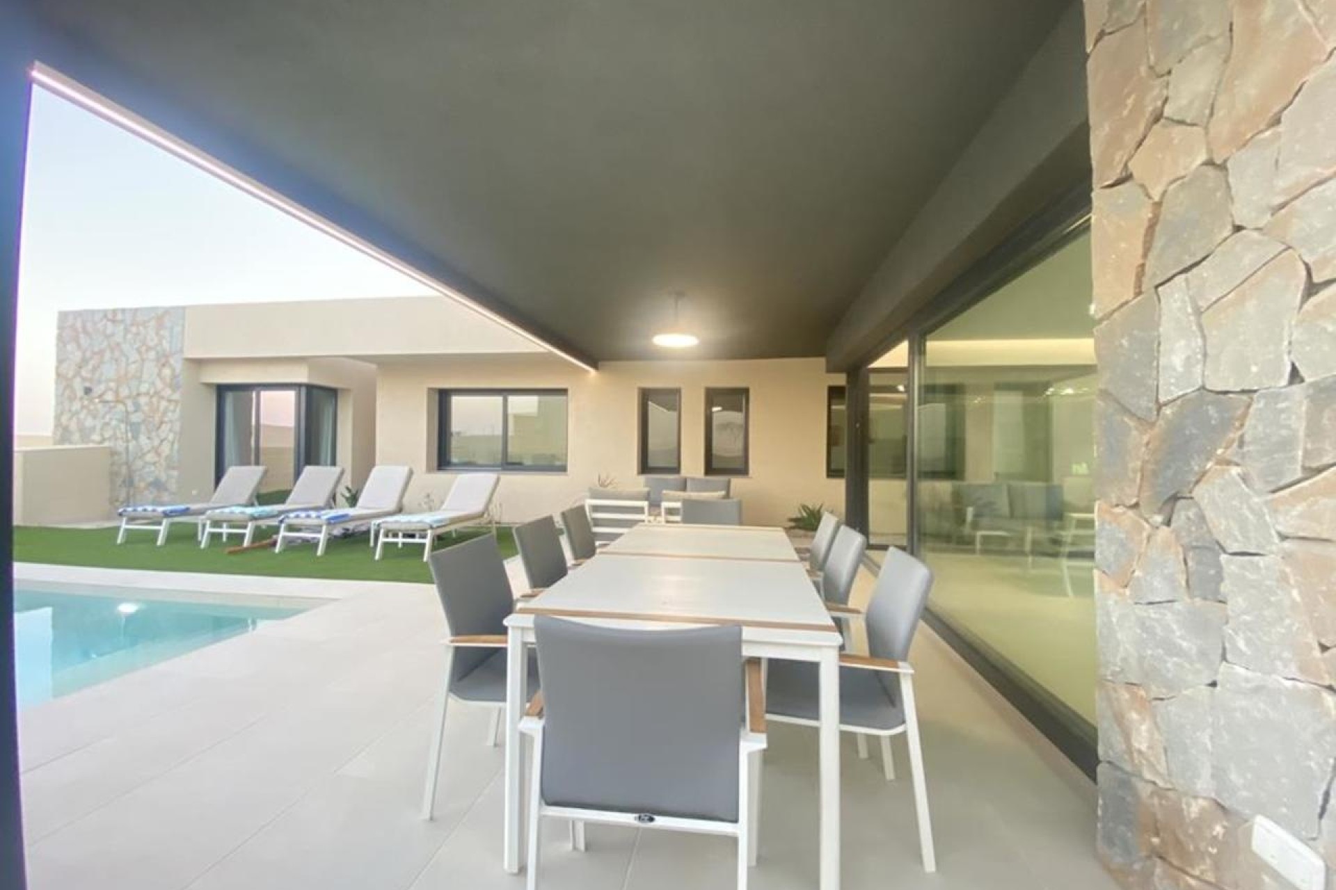 Sale - Detached Villa -
Altaona Golf & Country Village - Altaona Golf and Country Village