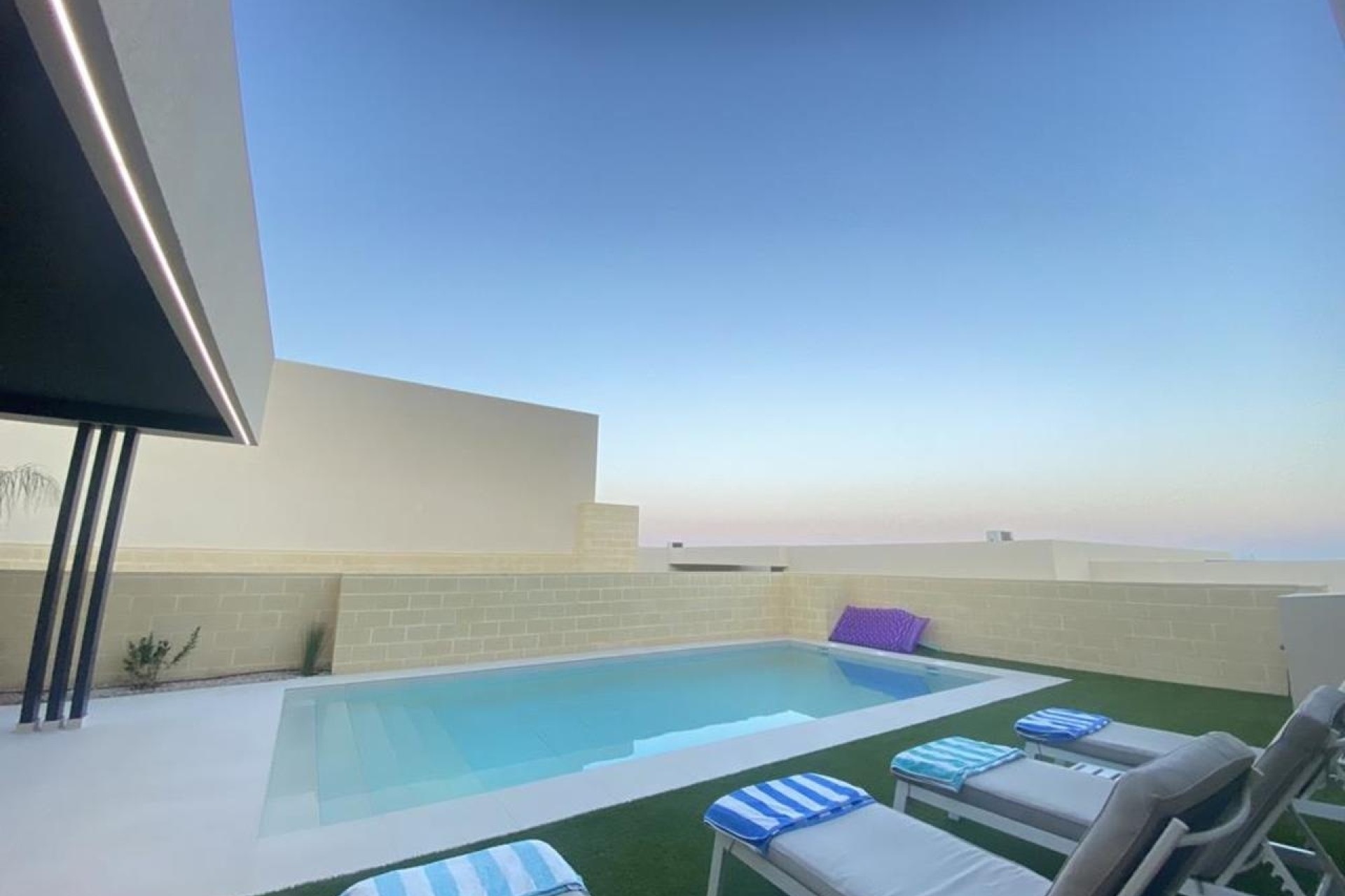Sale - Detached Villa -
Altaona Golf & Country Village - Altaona Golf and Country Village