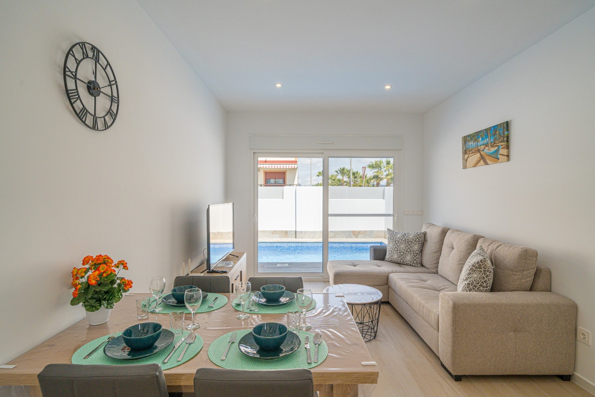 Sale - Detached Villa -
Avileses