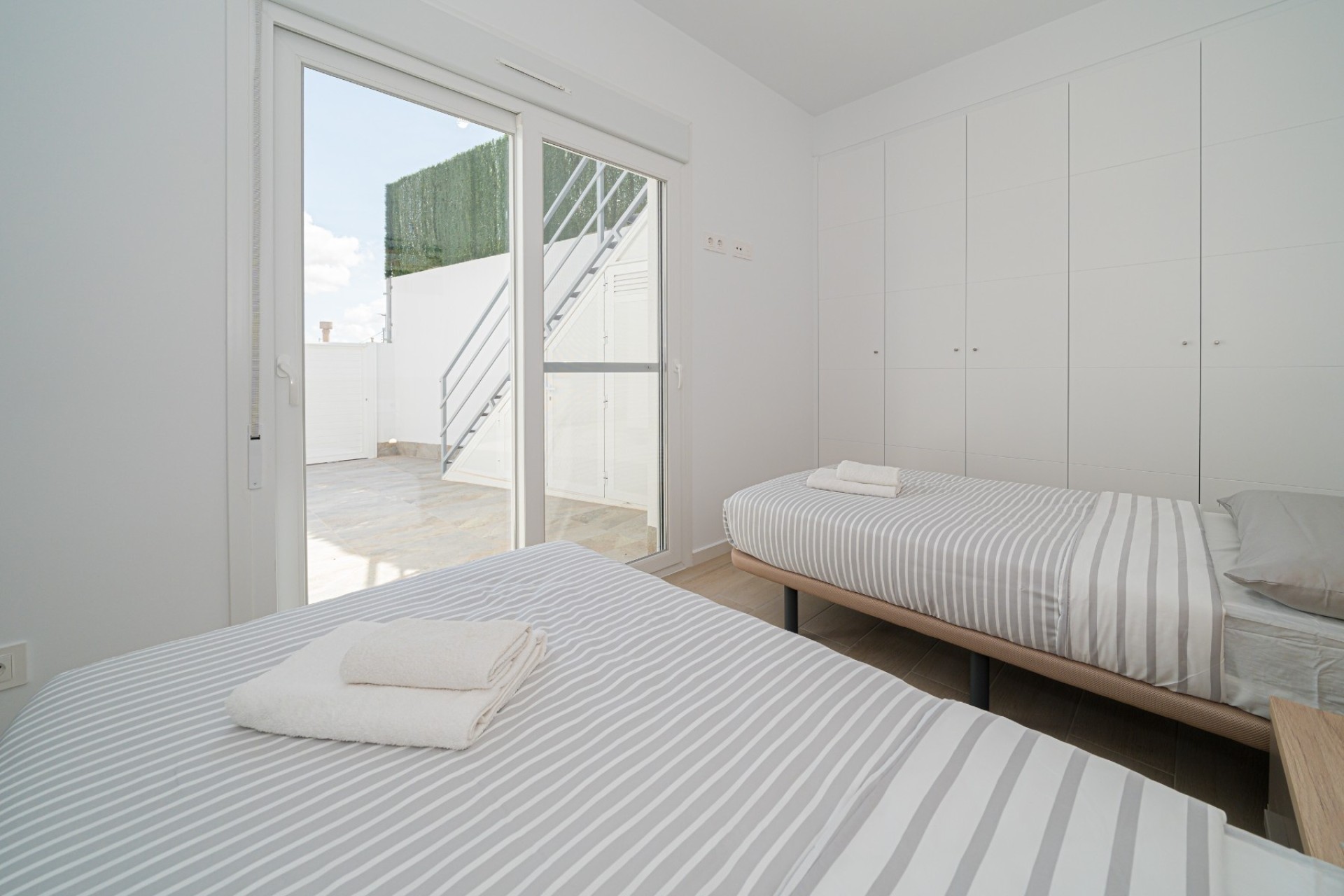 Sale - Detached Villa -
Avileses