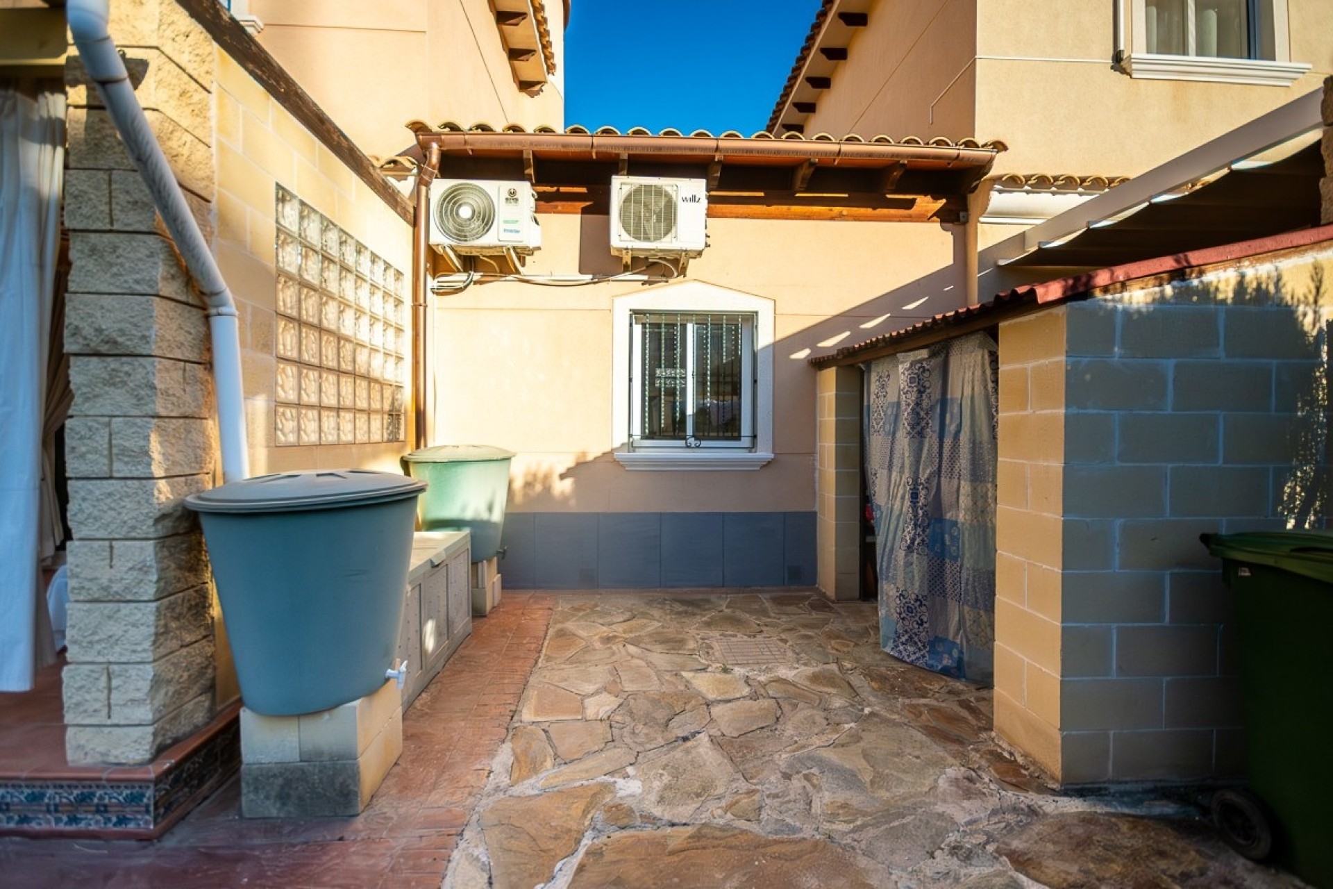 Sale - Detached Villa -
Benferri