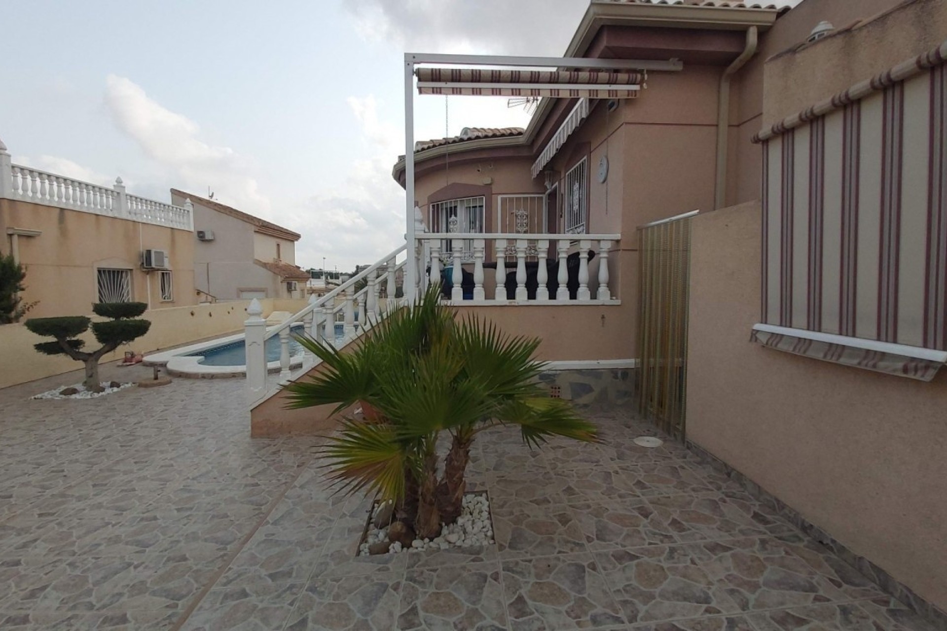 Sale - Detached Villa -
Benijofar - Costa Blanca
