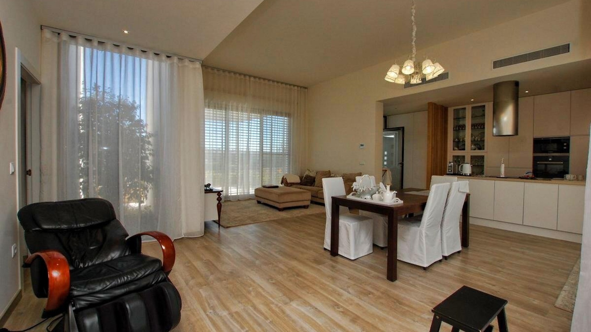 Sale - Detached Villa -
Benijofar