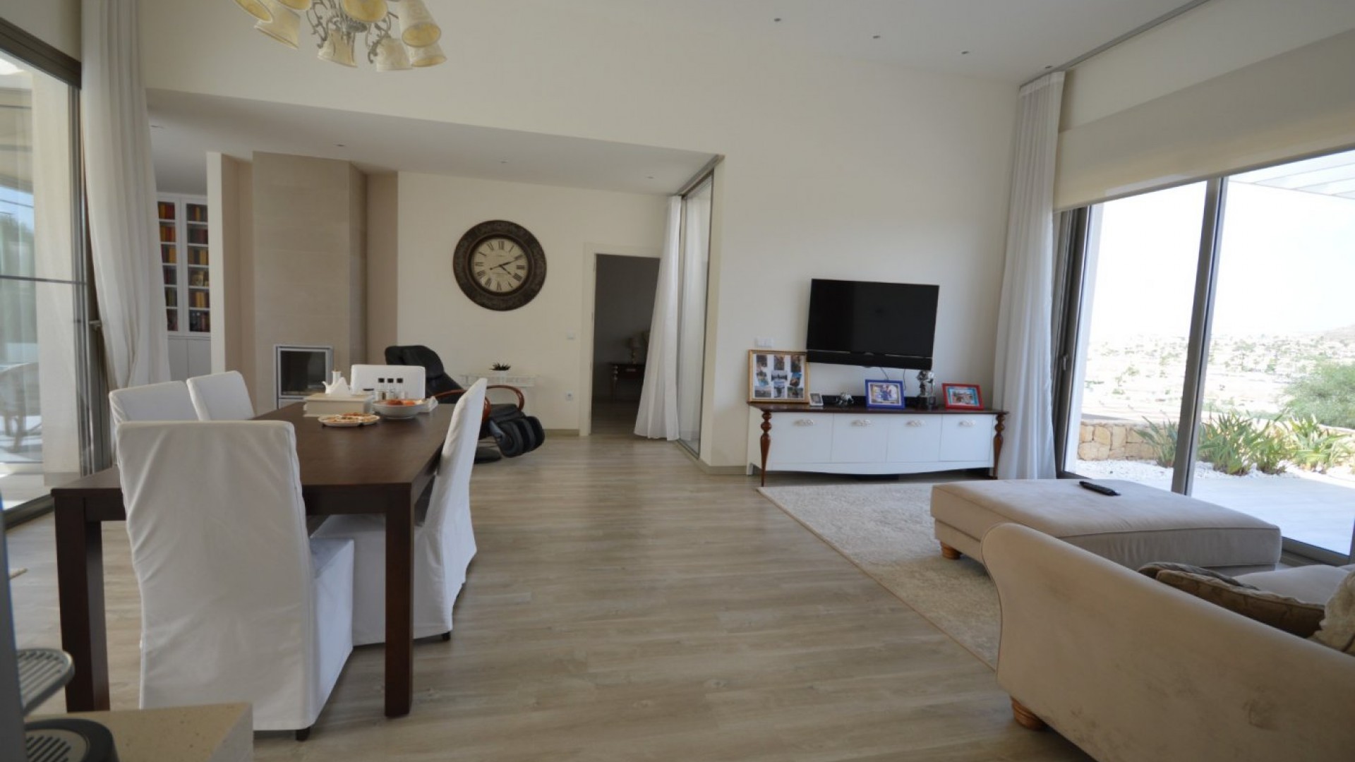 Sale - Detached Villa -
Benijofar