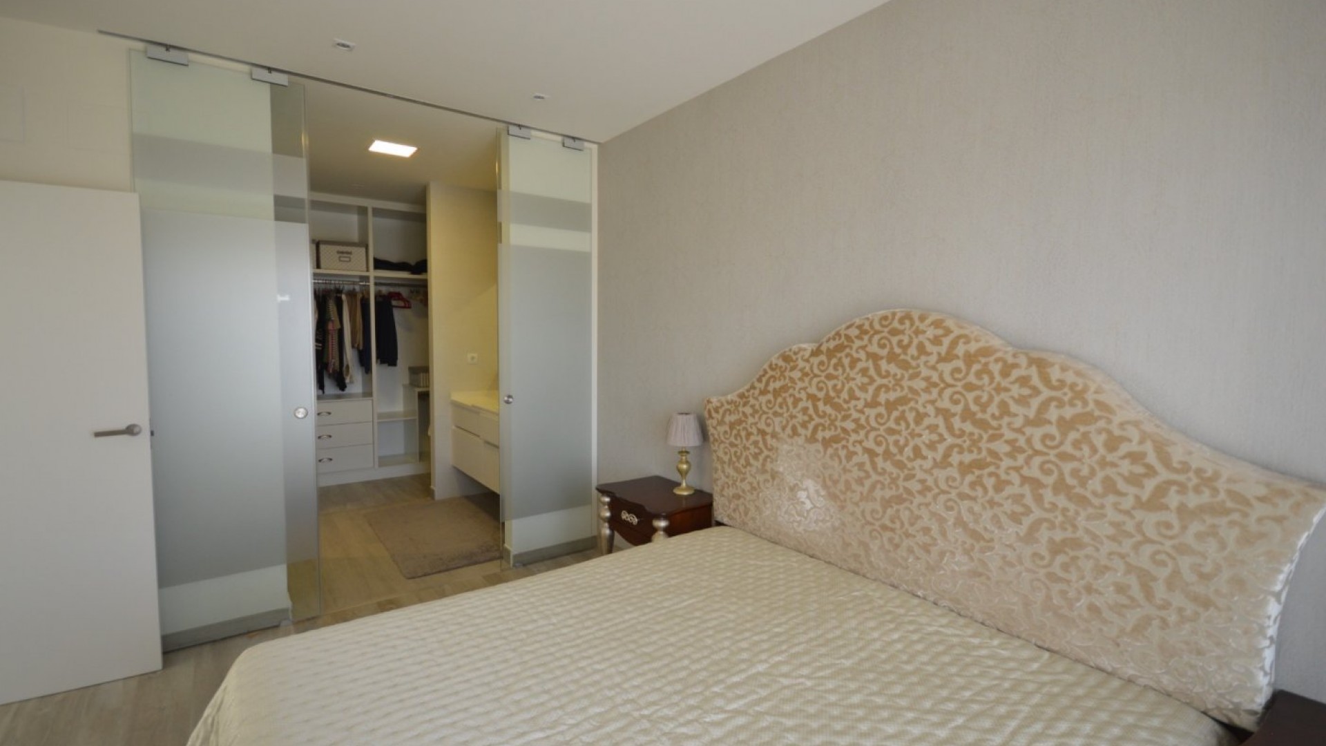 Sale - Detached Villa -
Benijofar