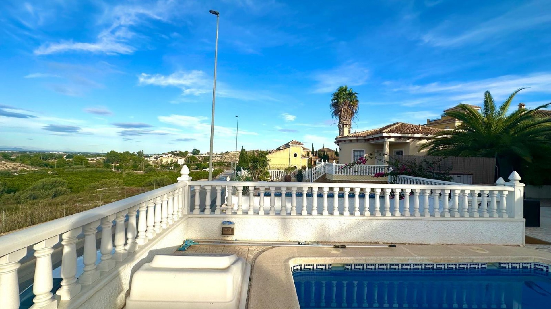 Sale - Detached Villa -
Bigastro - Comunidad valenciana