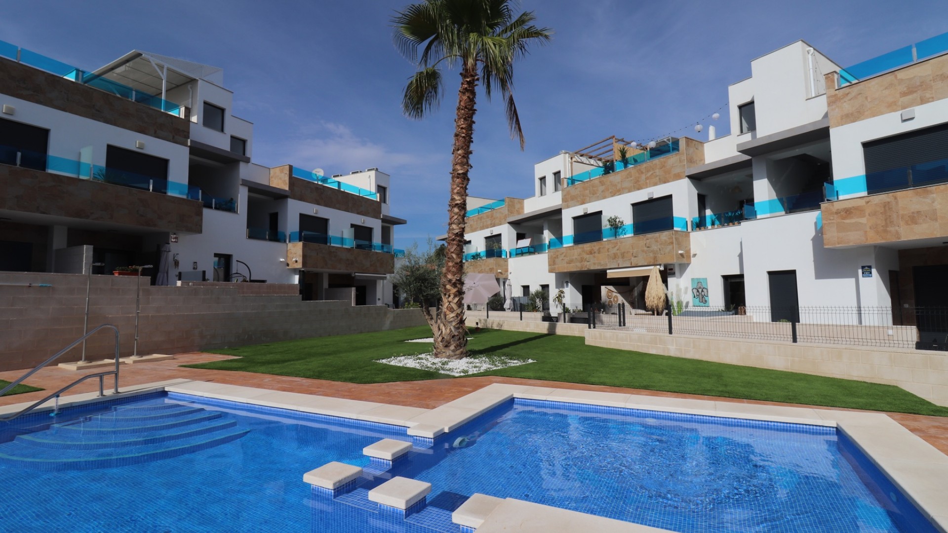 Sale - Detached Villa -
Bigastro