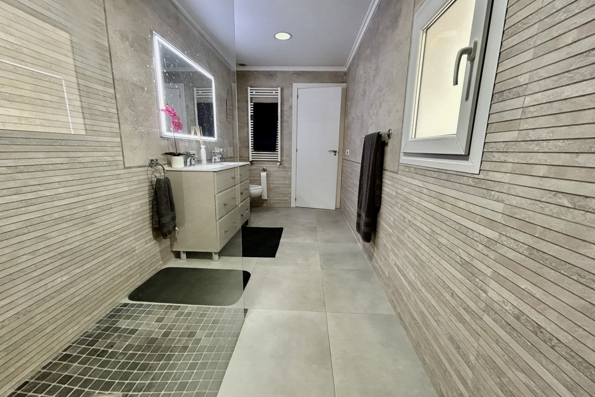 Sale - Detached Villa -
Cabo Roig - Costa Blanca