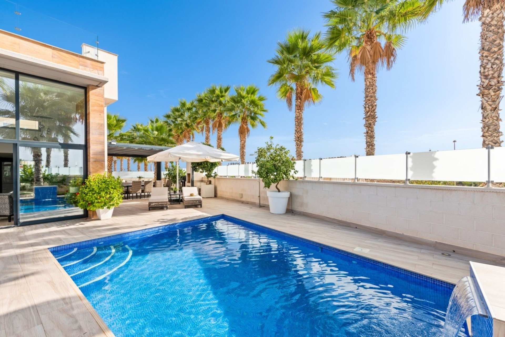 Sale - Detached Villa -
Cabo Roig - Costa Blanca