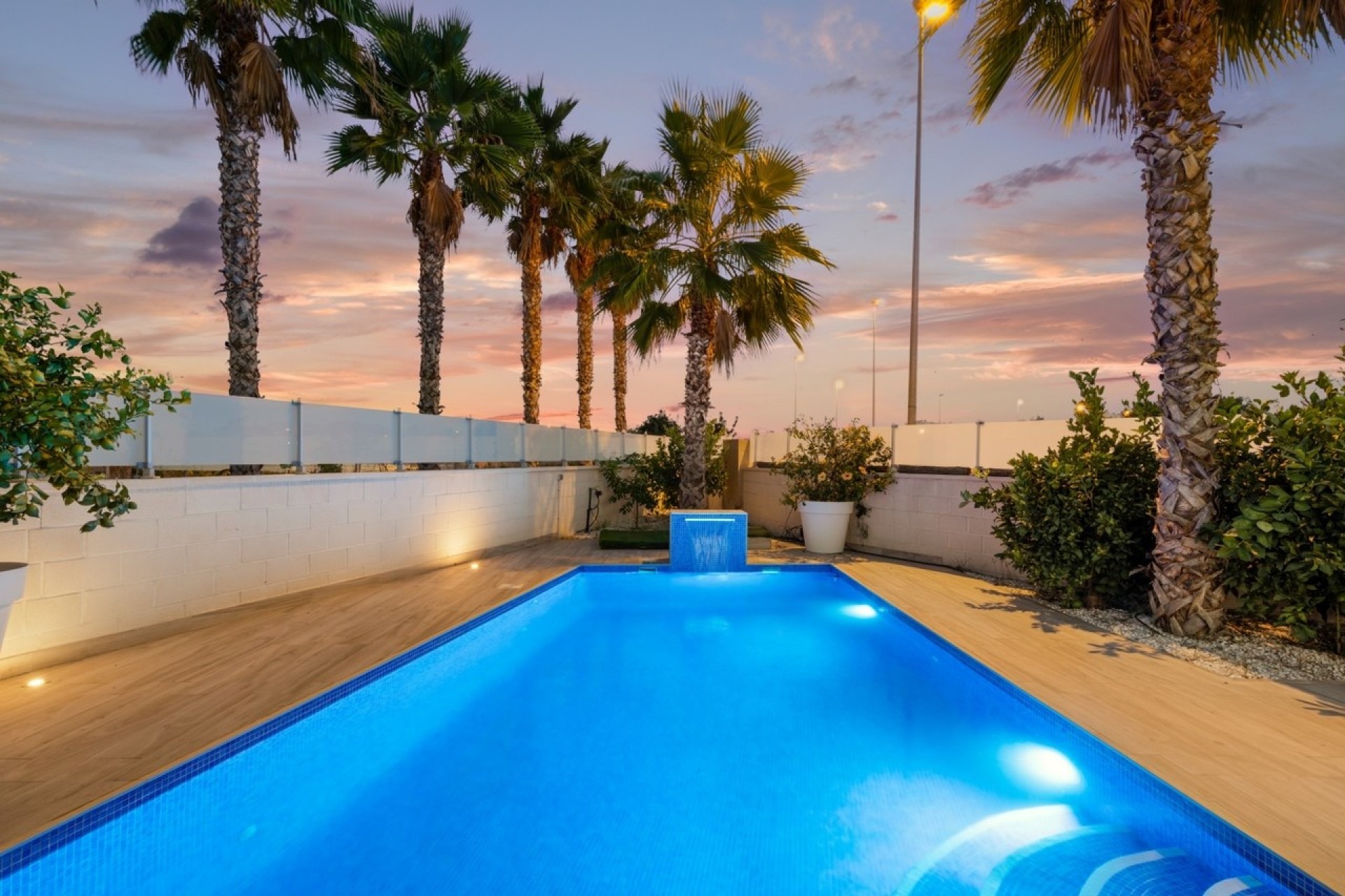 Sale - Detached Villa -
Cabo Roig - Costa Blanca