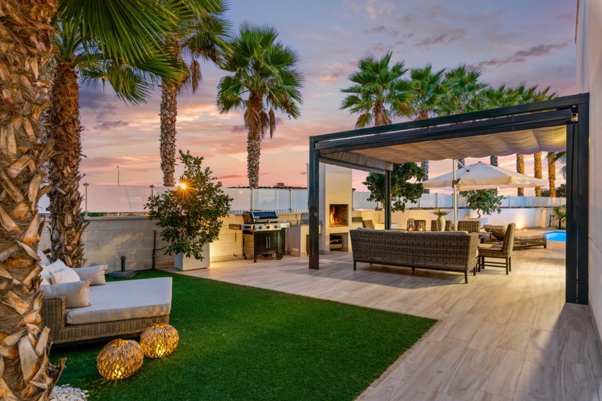 Sale - Detached Villa -
Cabo Roig - Costa Blanca