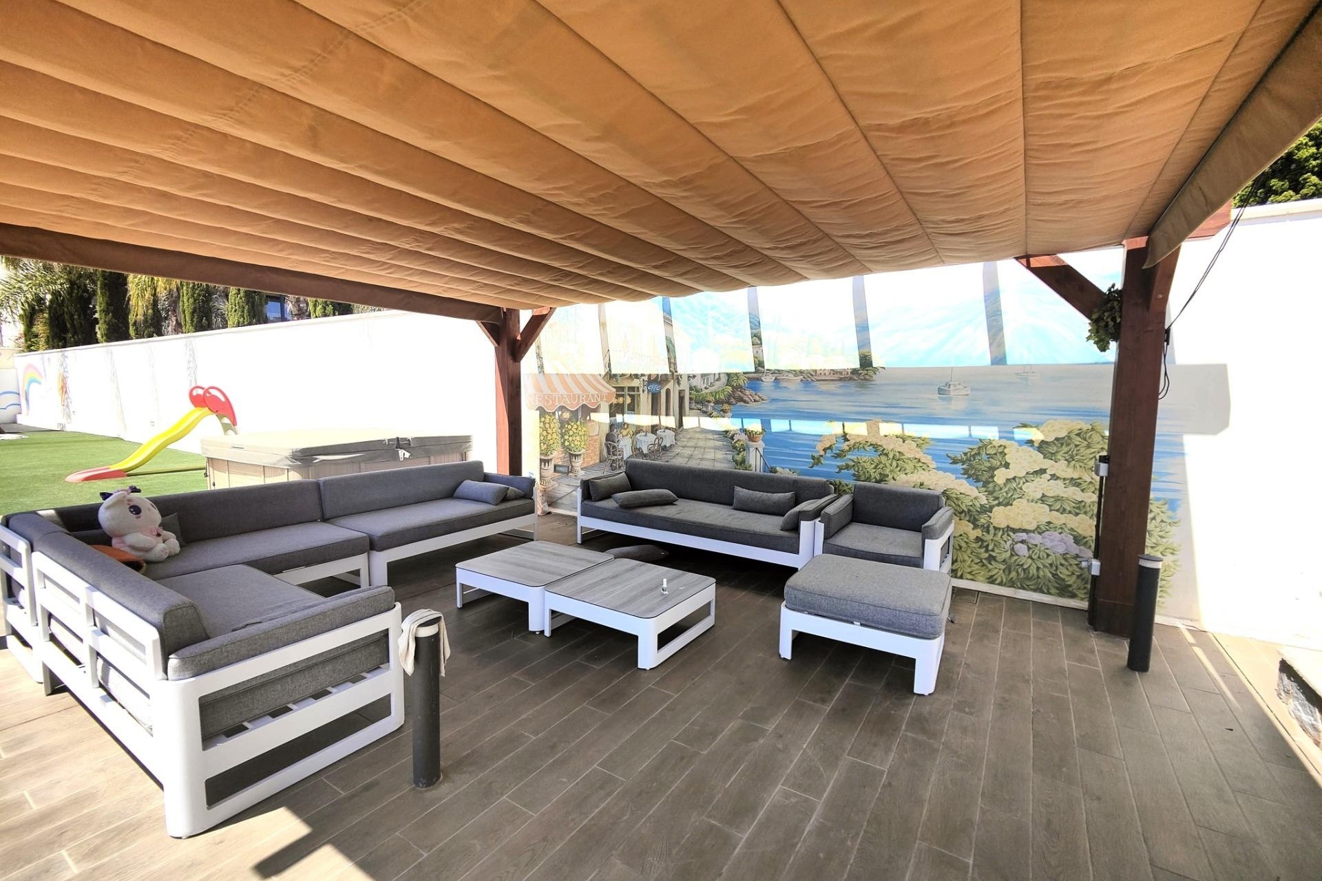 Sale - Detached Villa -
Cabo Roig - Costa Blanca