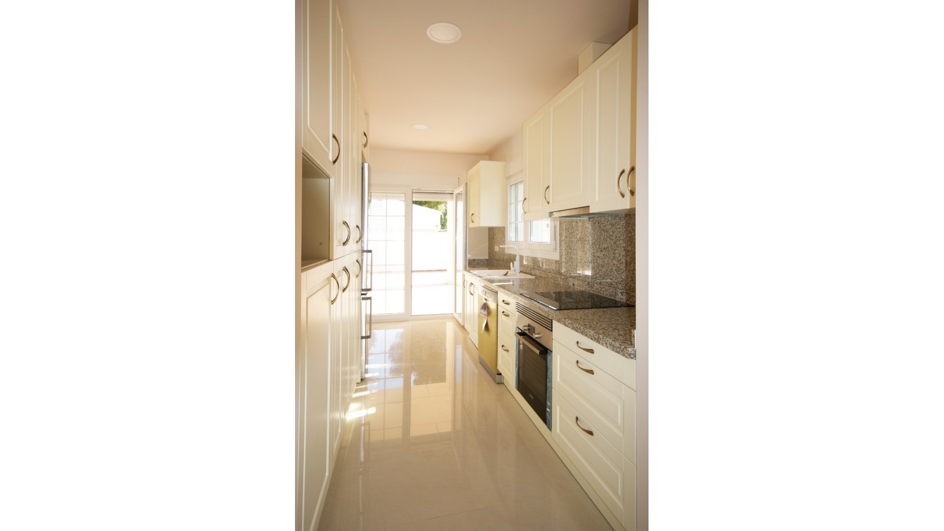 Sale - Detached Villa -
Cabo Roig - MUY CERCA DE LA PLAYA