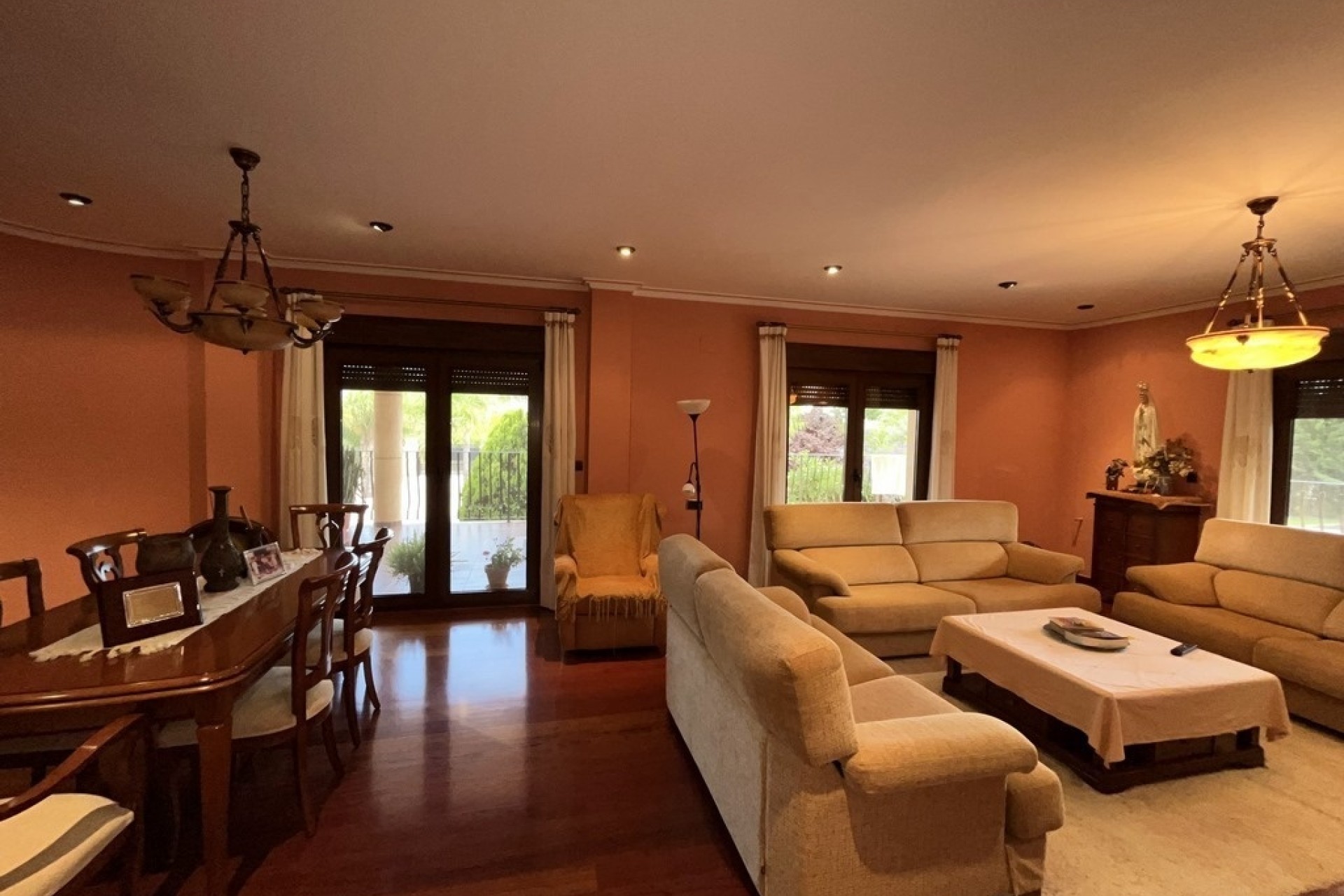 Sale - Detached Villa -
Callosa de Segura - Callosilla