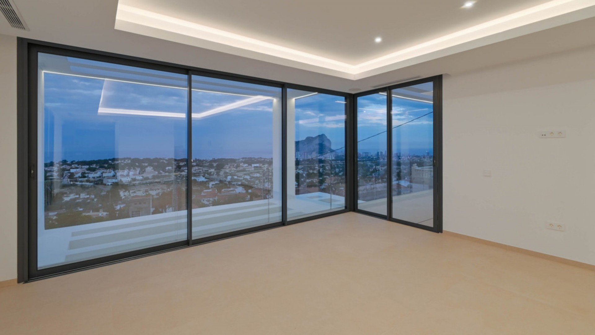 Sale - Detached Villa -
Calpe