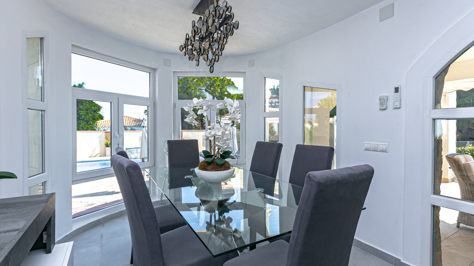 Sale - Detached Villa -
Campoamor - Lomas de Don Juan