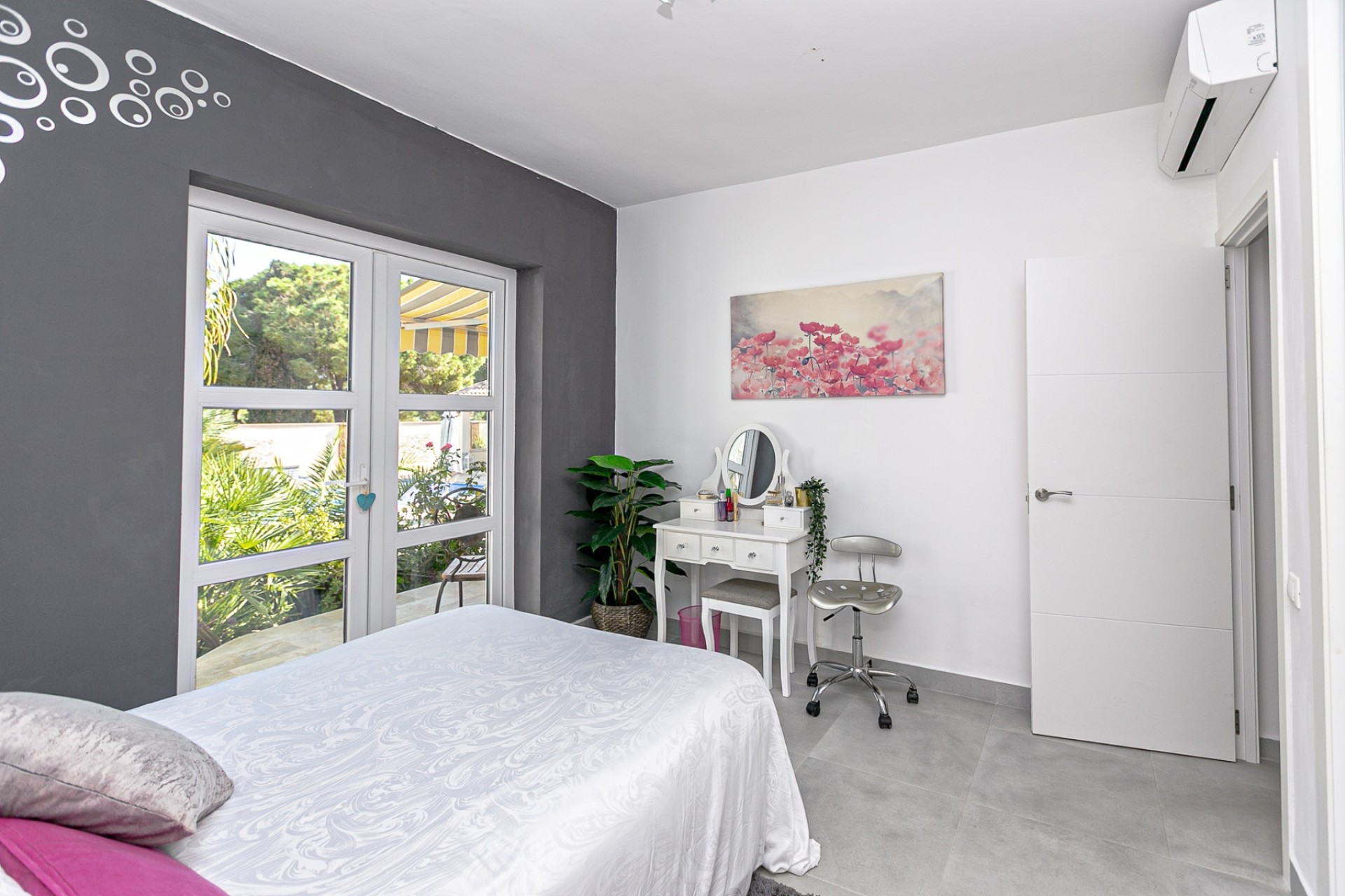 Sale - Detached Villa -
Campoamor - Lomas de Don Juan