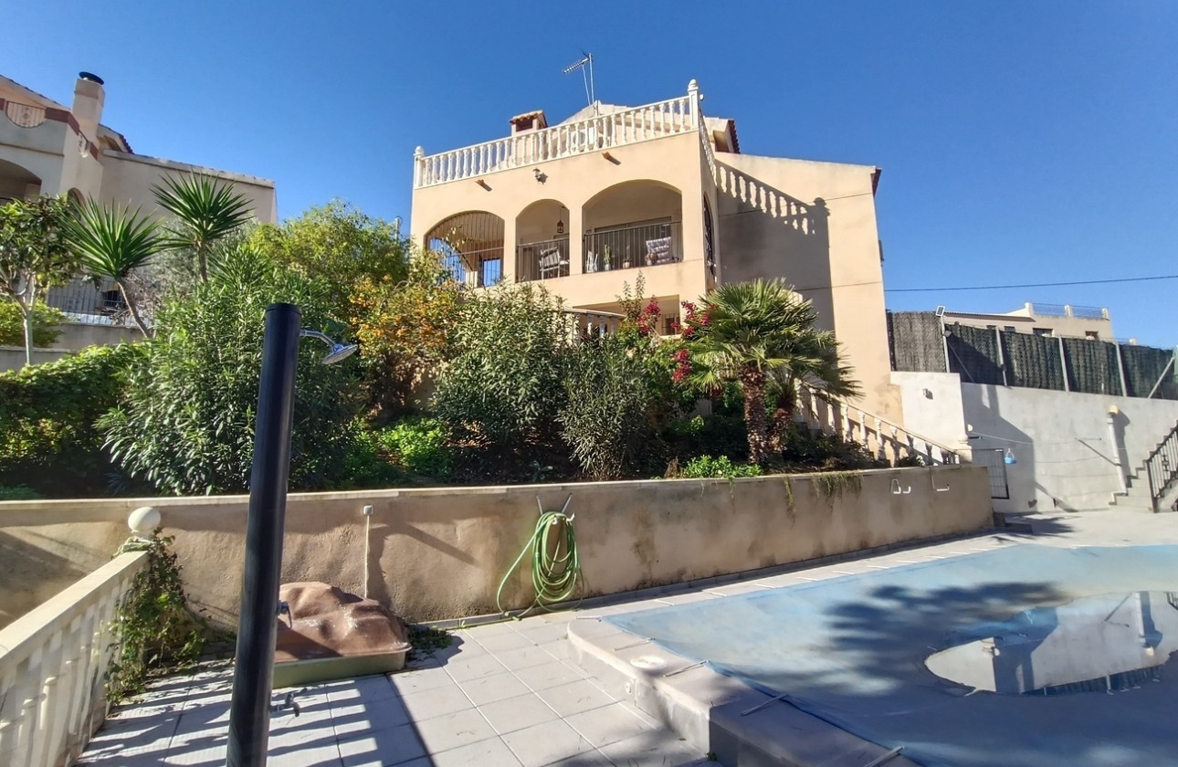 Sale - Detached Villa -
Cañadas de San Pedro - Inland